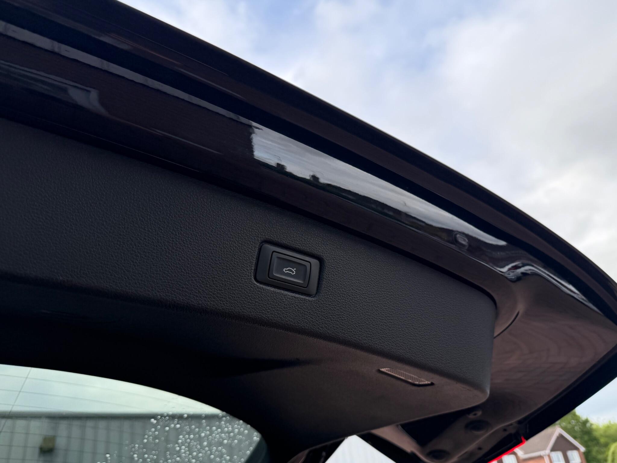 Audi Q7 view 92
