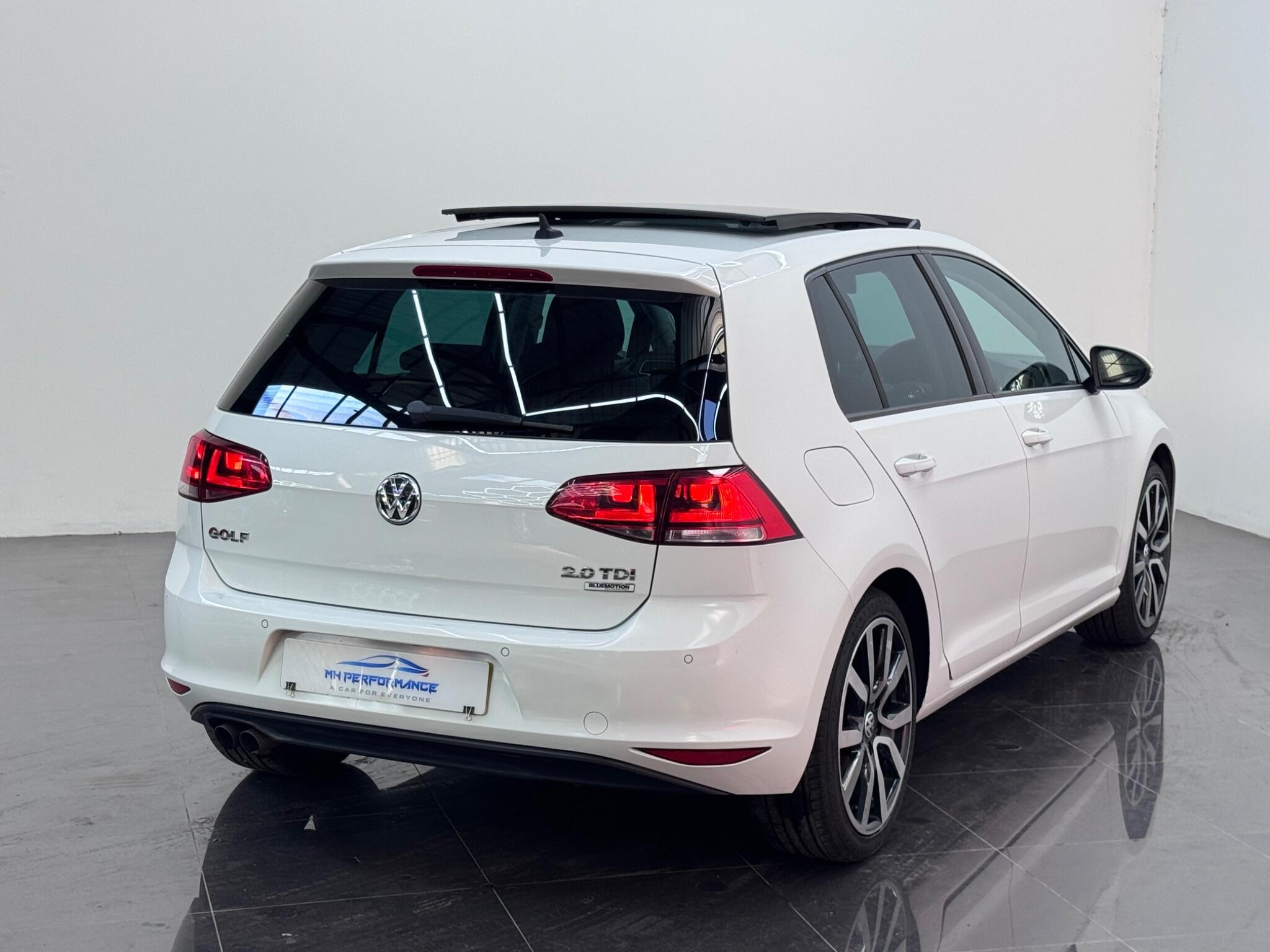 Volkswagen Golf view 78