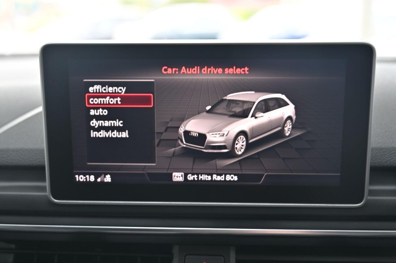Audi S4 view 24