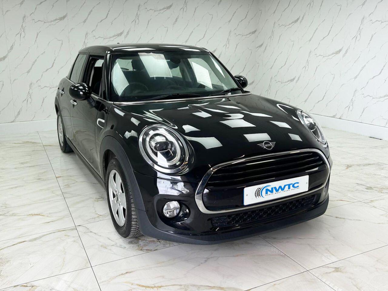Mini Hatch view 4