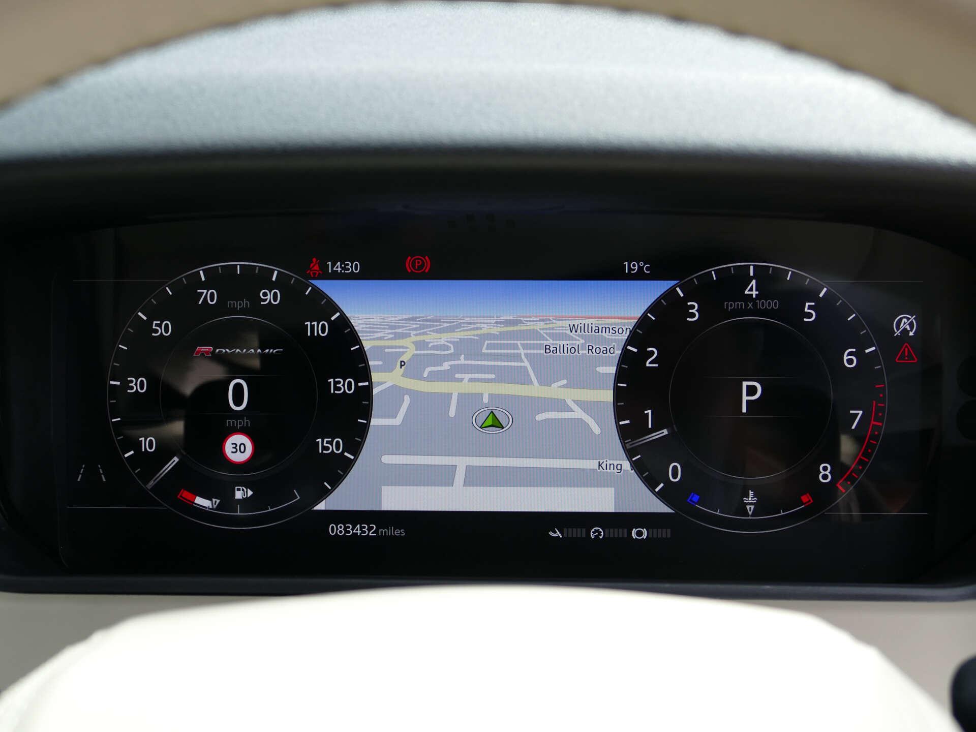 Land Rover Range Rover Velar view 40