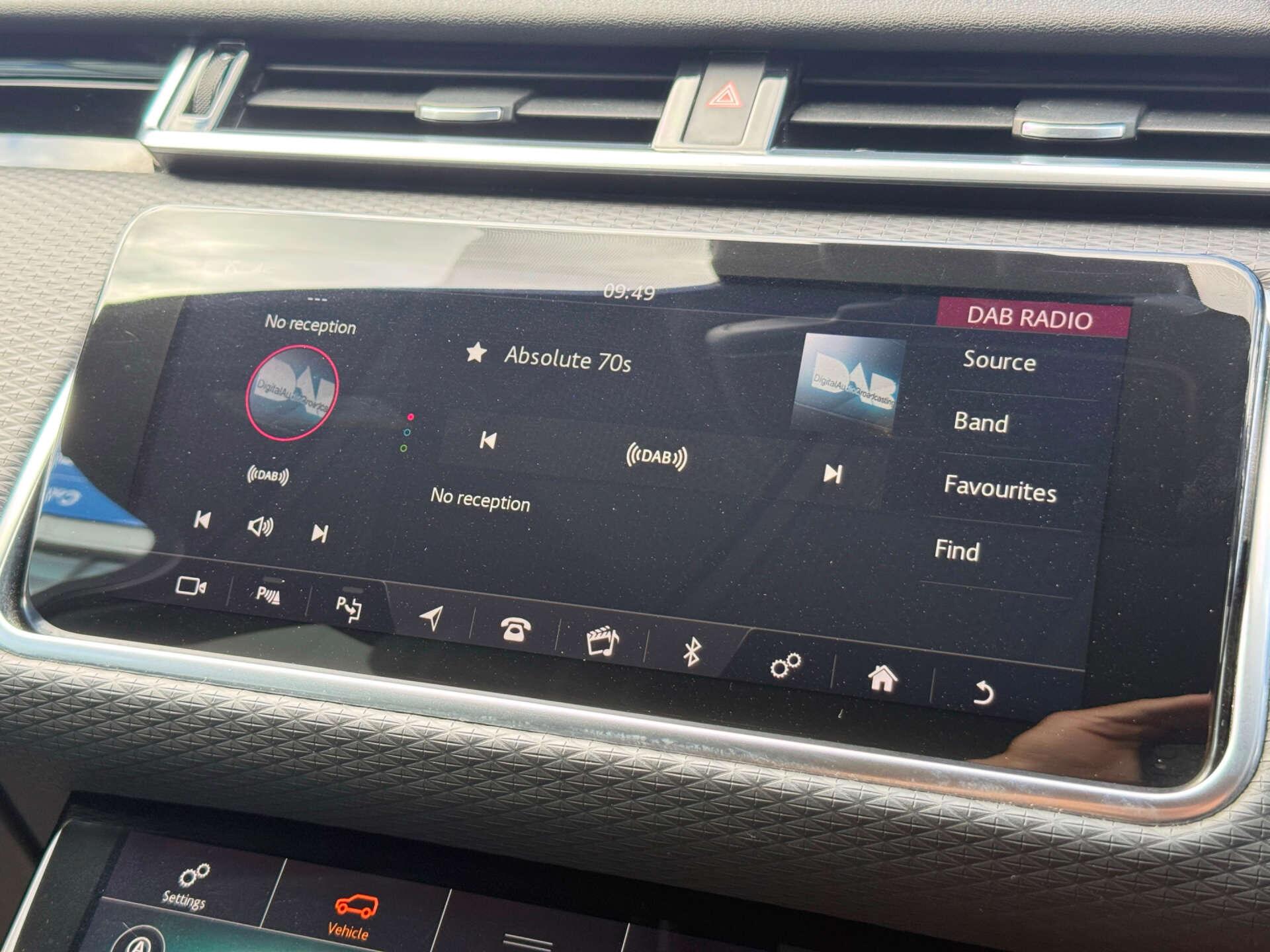 Land Rover Range Rover Velar view 63