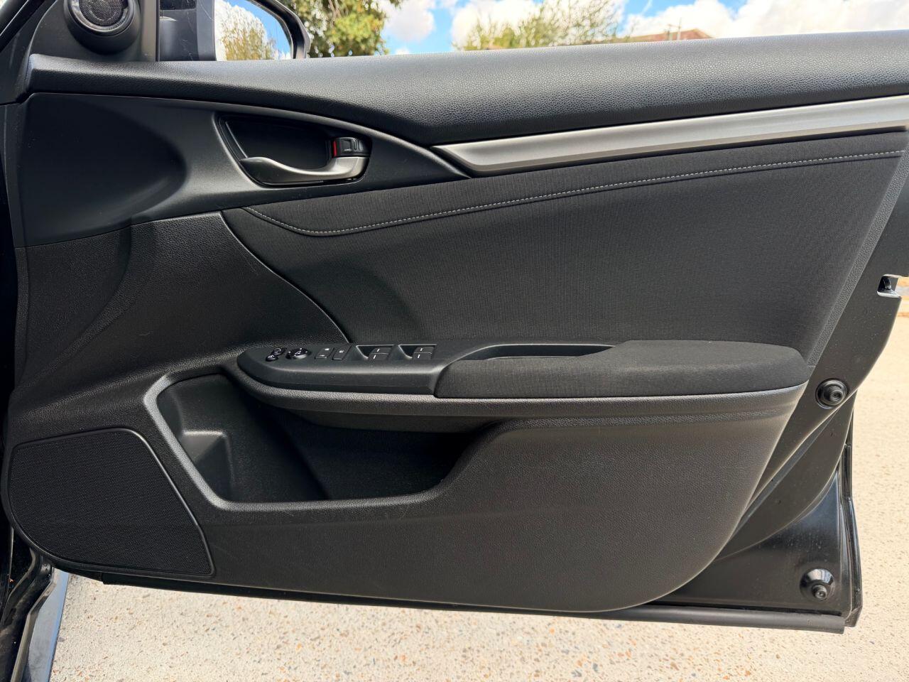 Honda Civic view 16