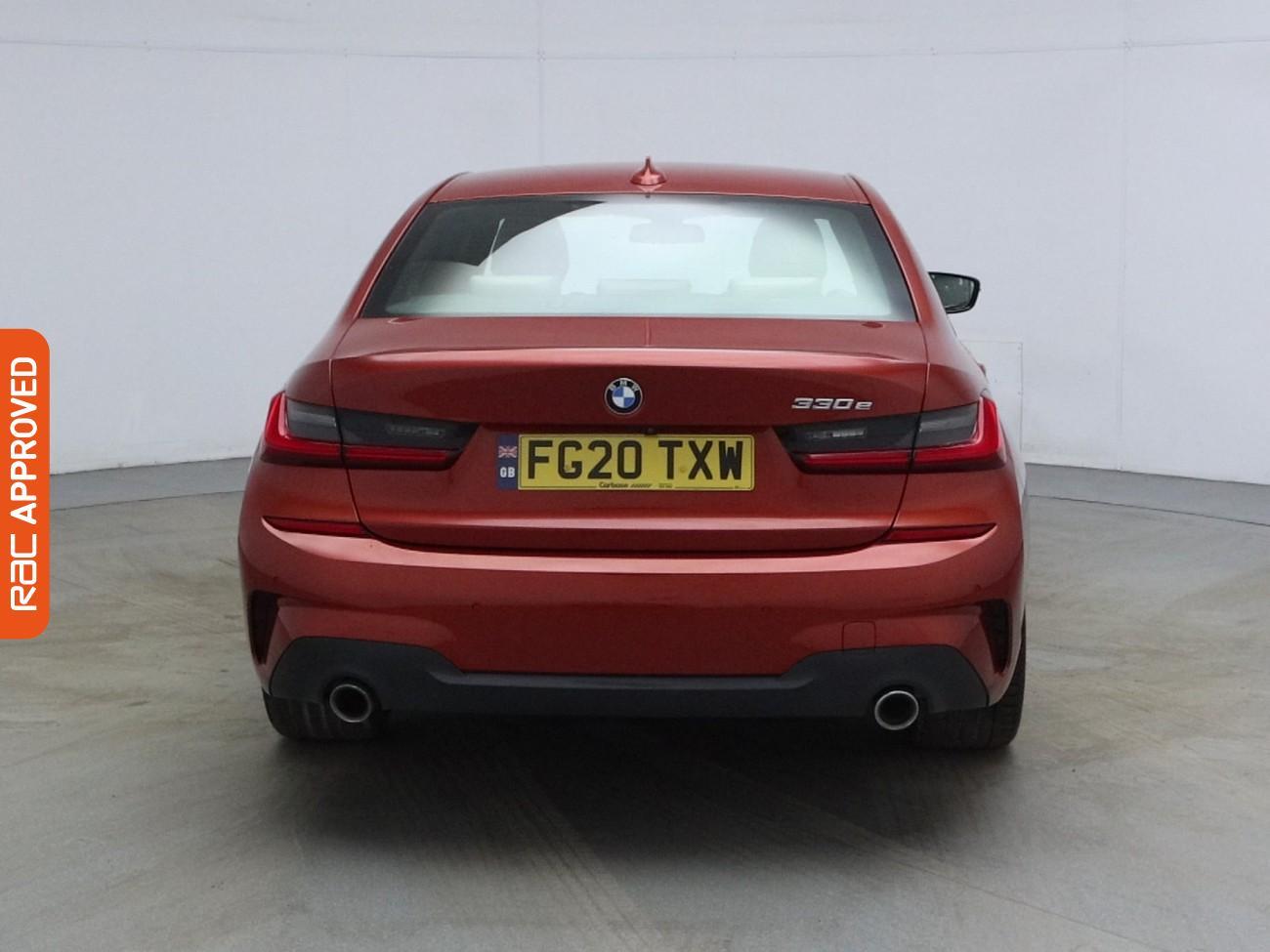 BMW 3 Series view 9