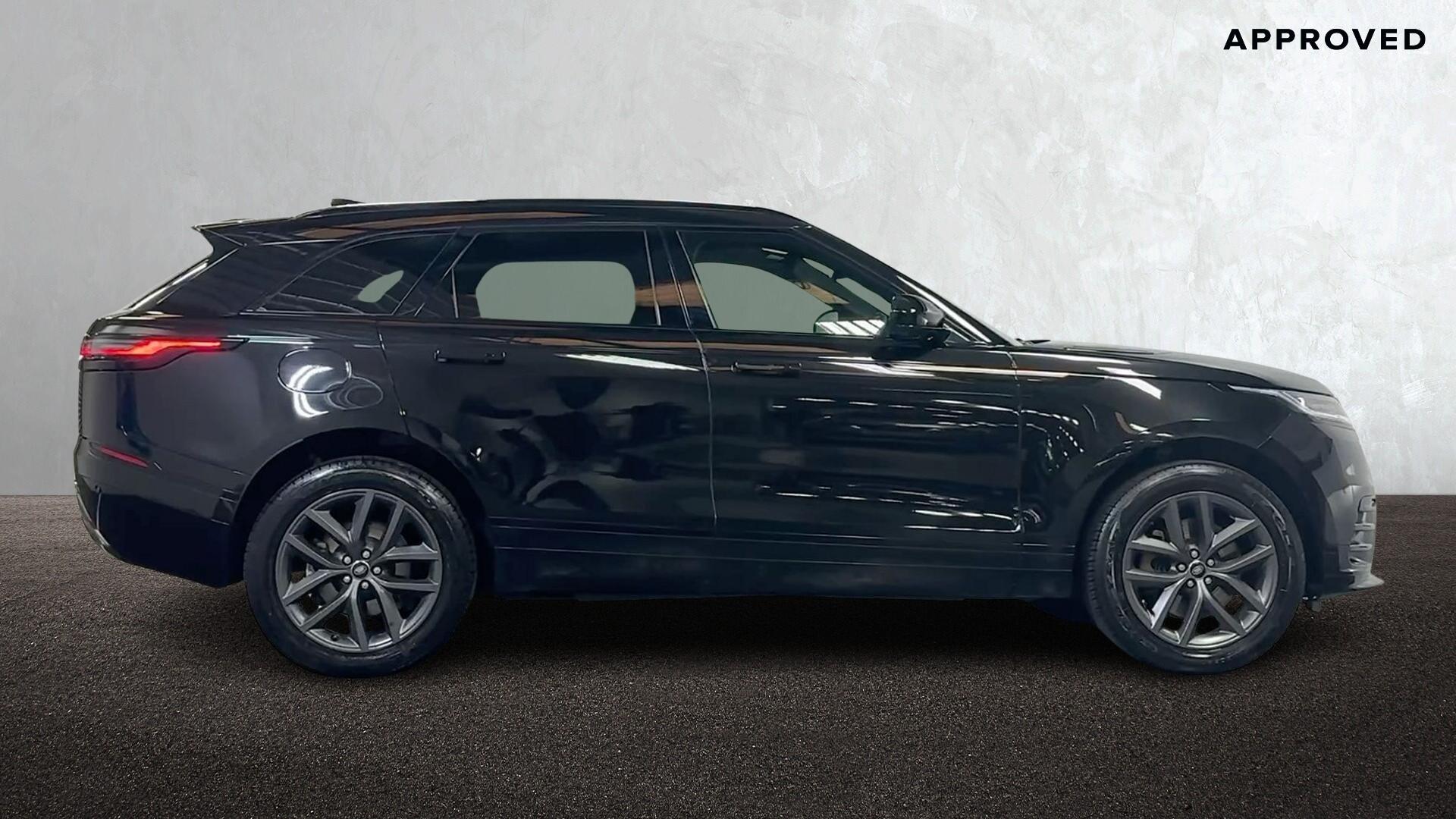 Land Rover Range Rover Velar view 5