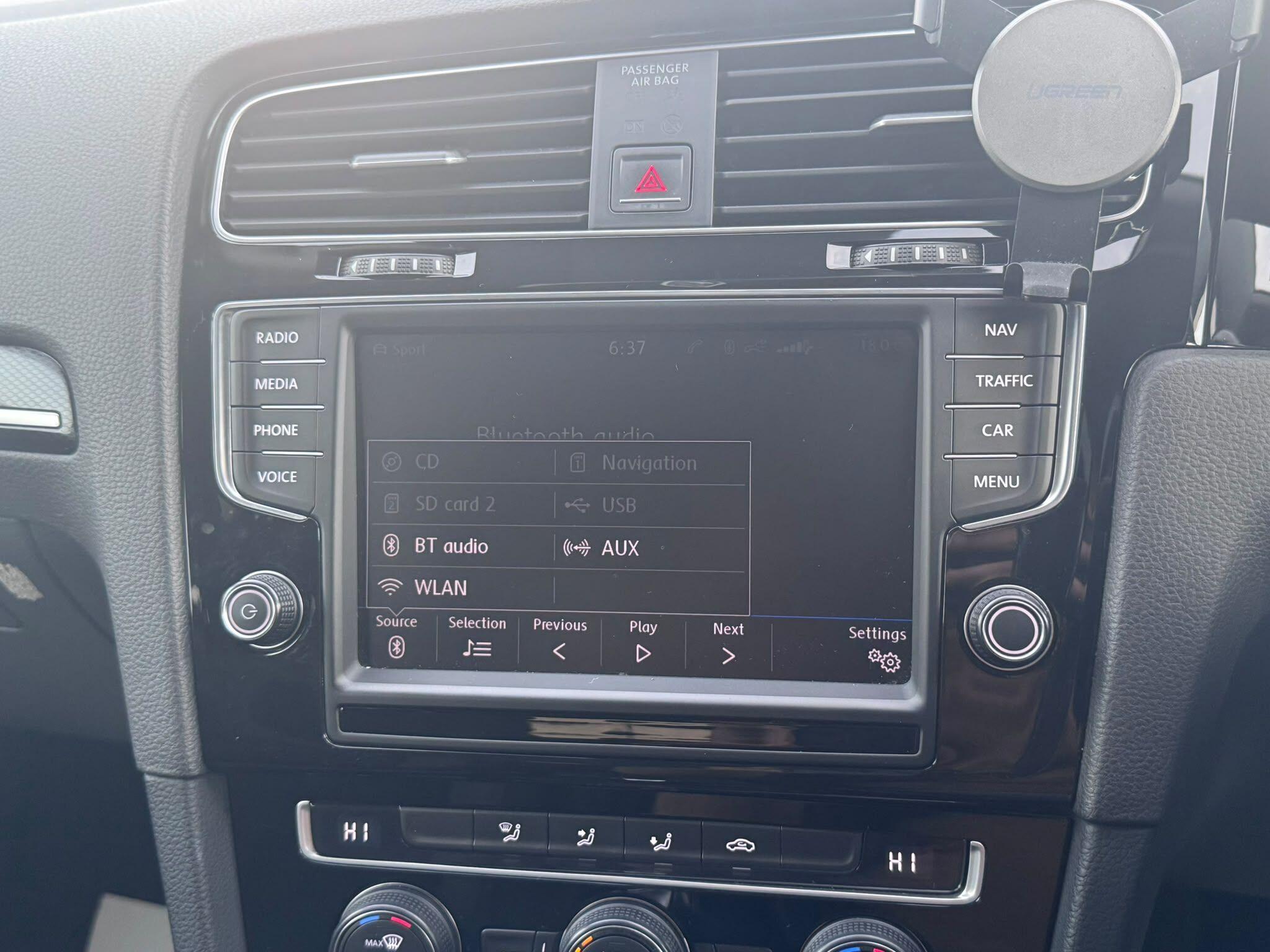 Volkswagen Golf view 36
