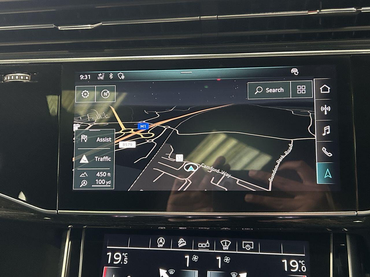Audi Q7 view 52