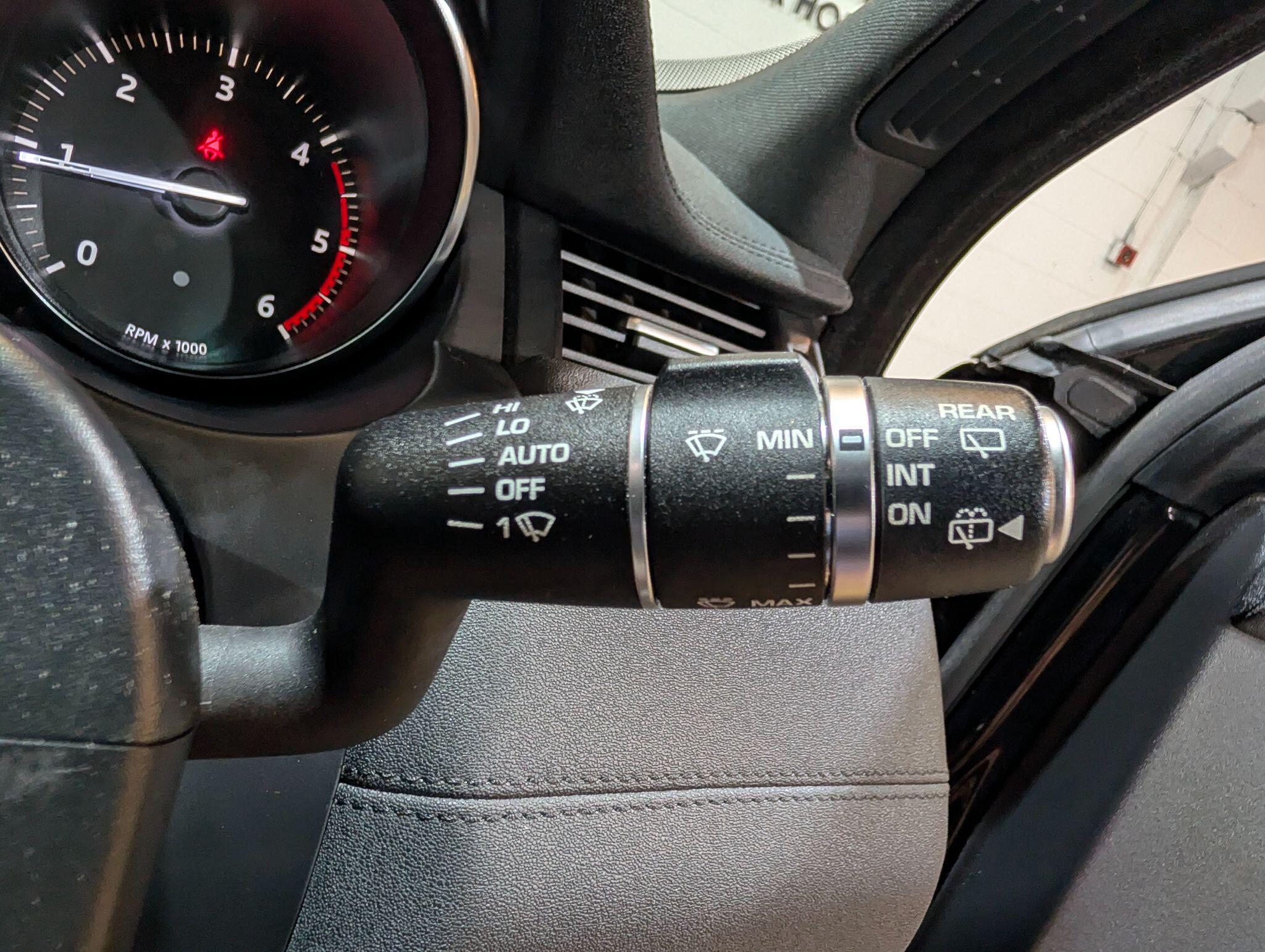 Land Rover Range Rover Evoque view 36