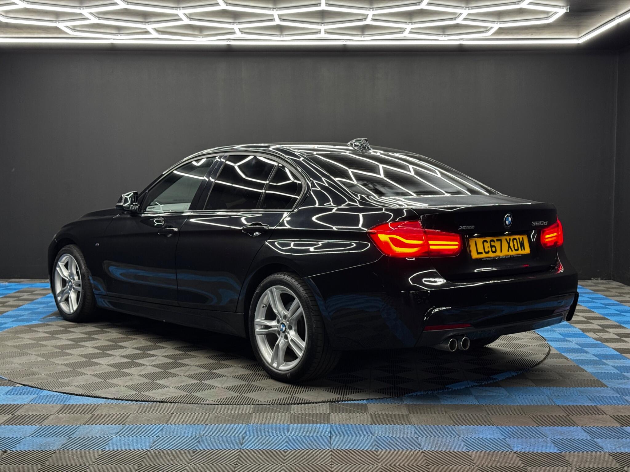 BMW 3 Series view 7