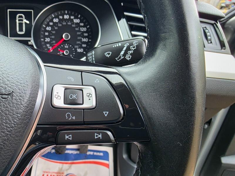 2015 Volkswagen Passat image 22