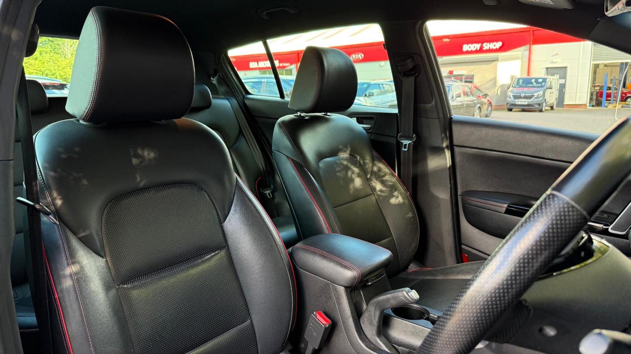 Kia Sportage view 23