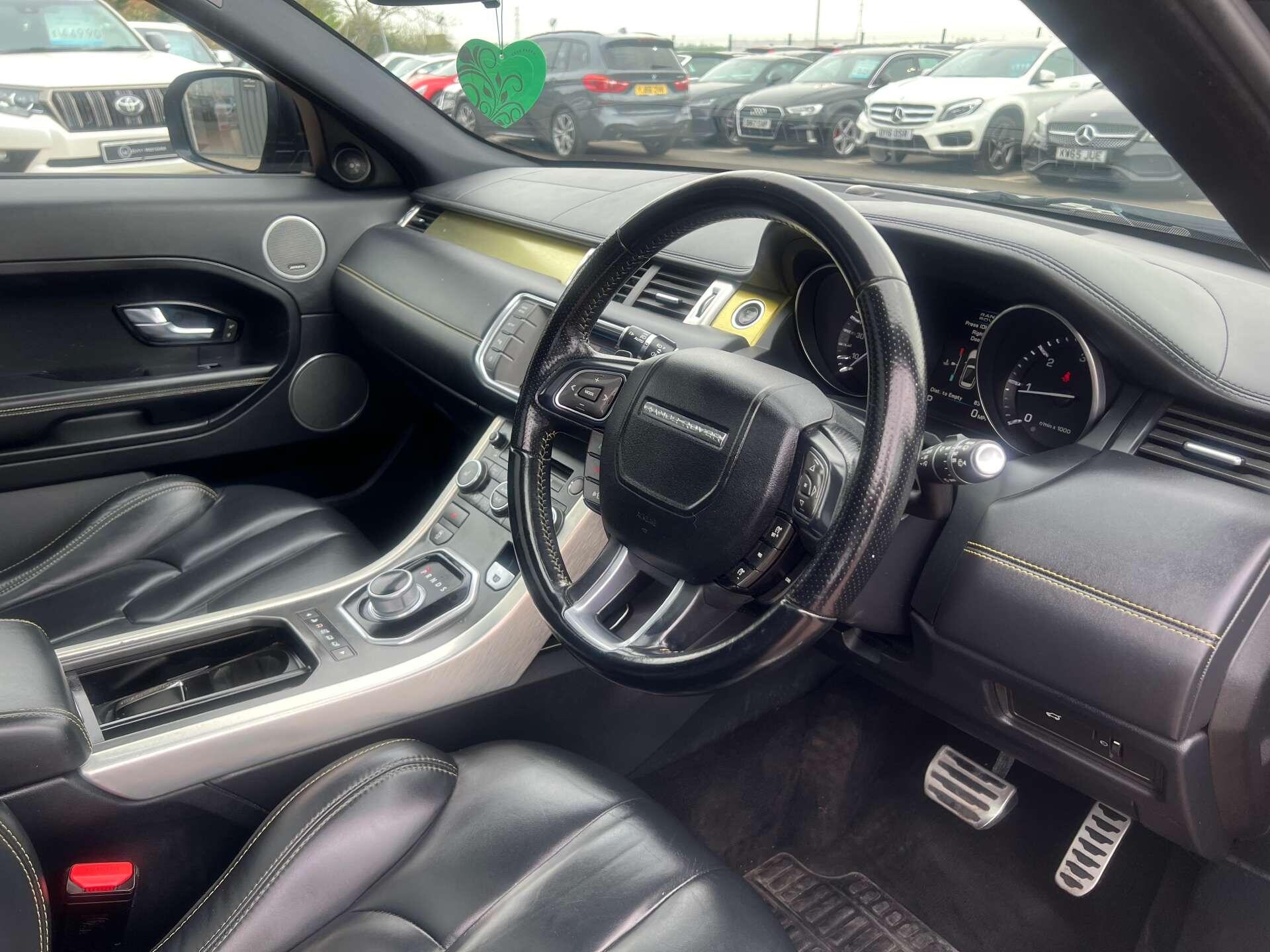 Land Rover Range Rover Evoque view 21