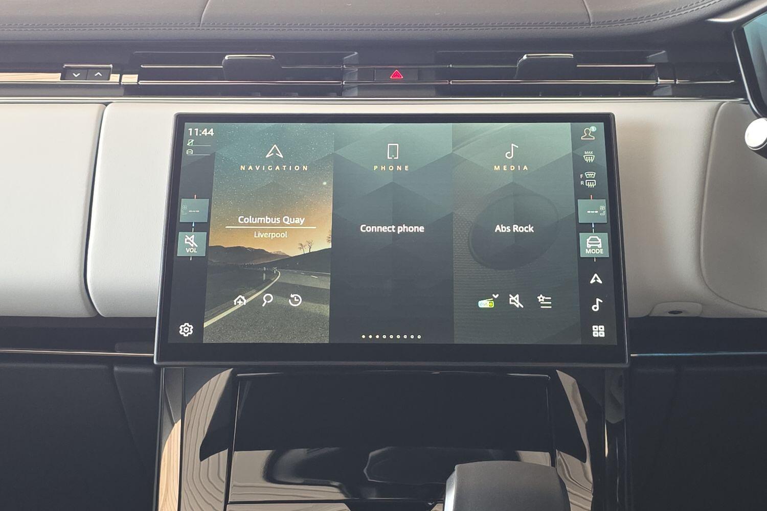Land Rover Range Rover Sport view 12
