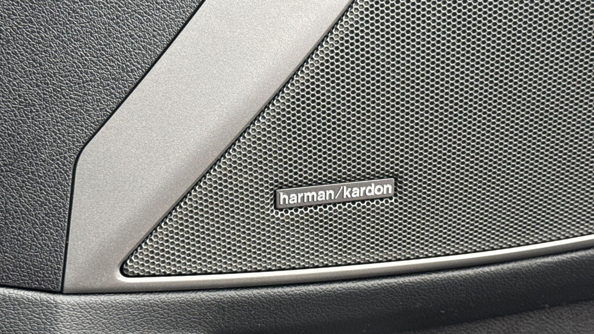 BMW 3 Series view 21