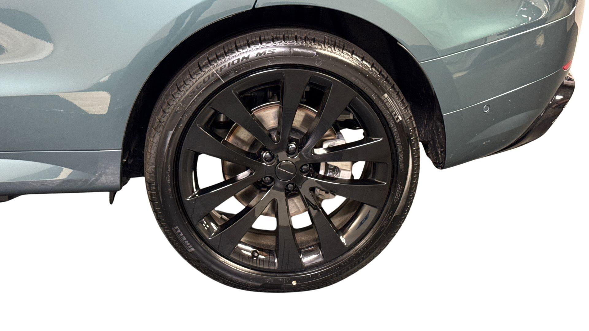 Land Rover Range Rover Sport view 8