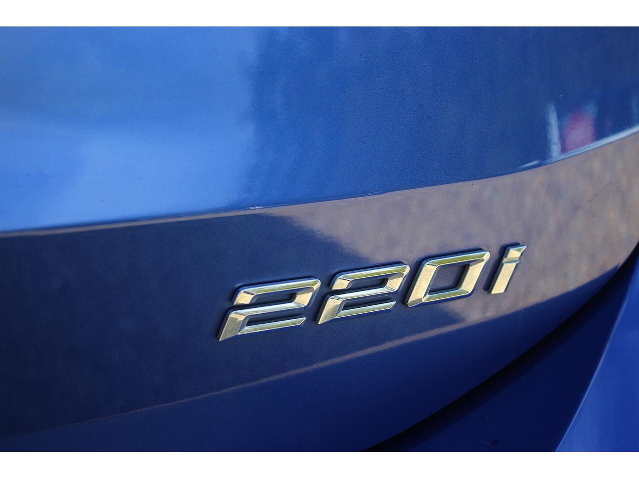 BMW 2 Series Active Tourer view 43