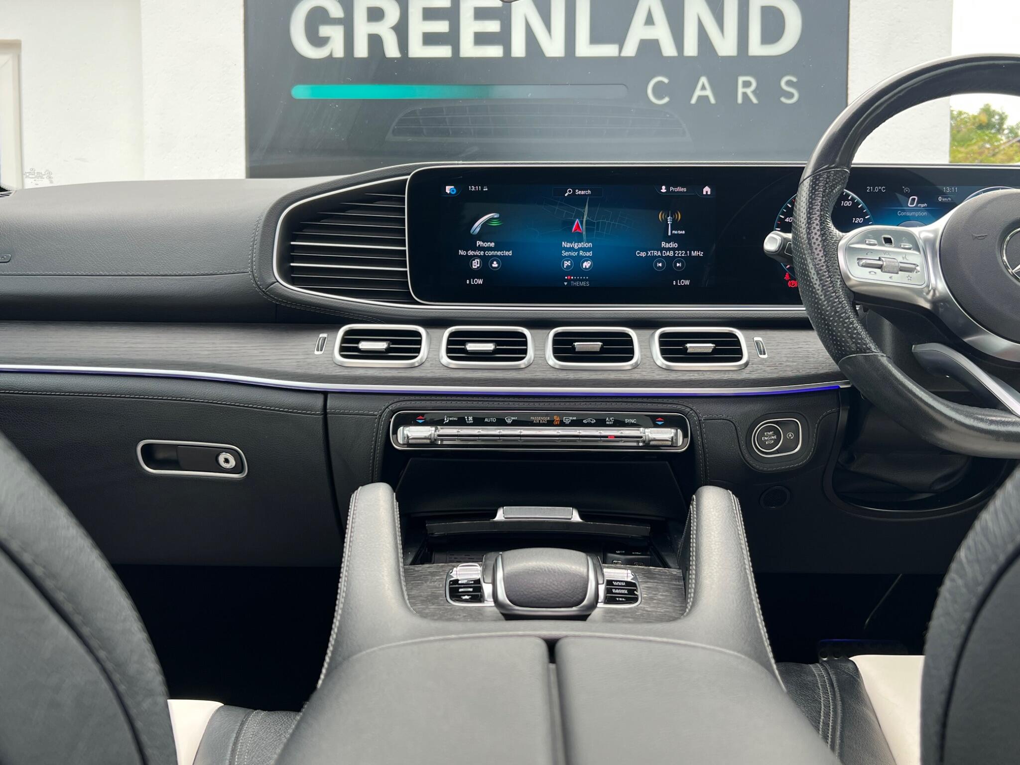 Mercedes-Benz GLE view 50