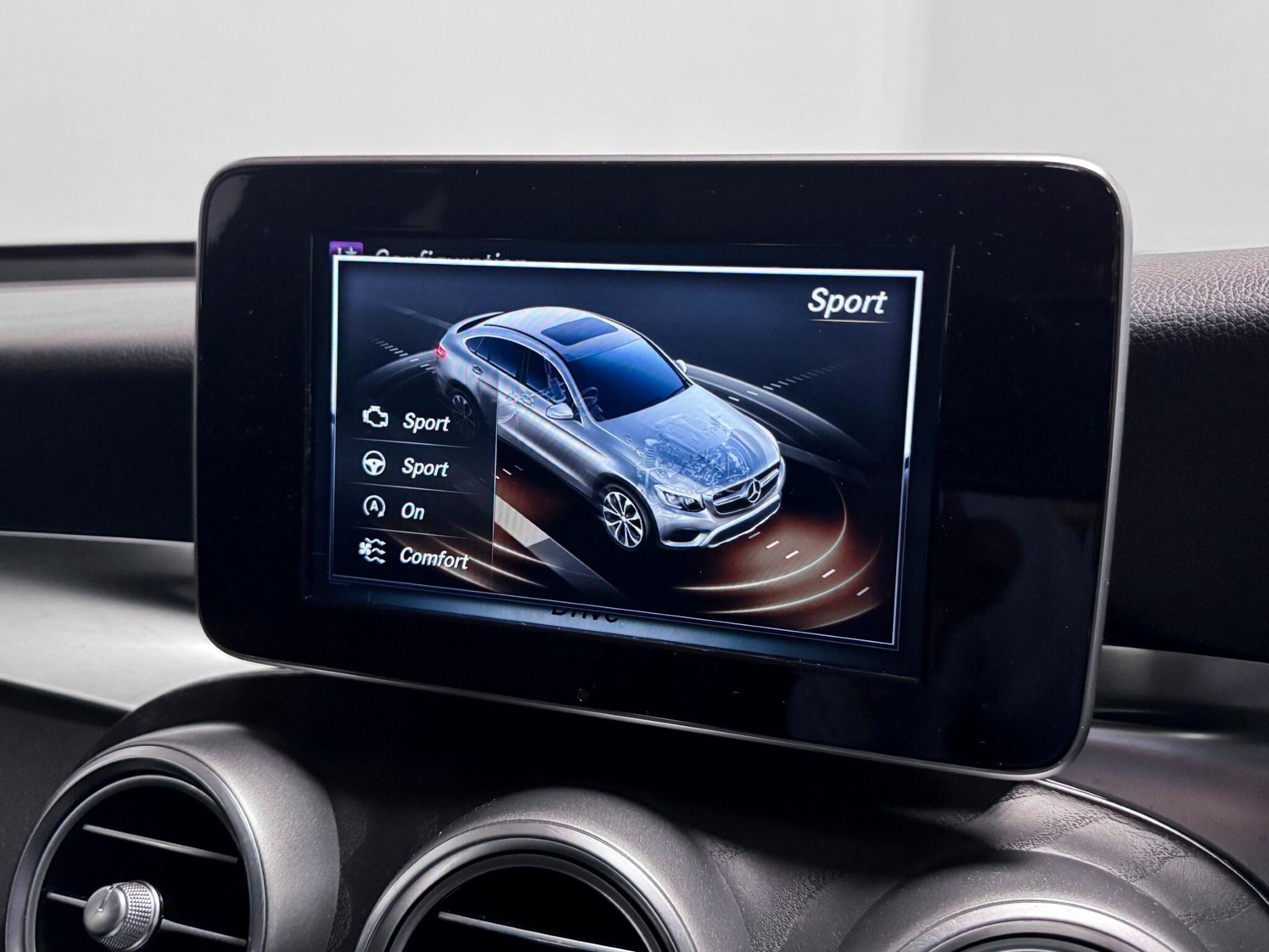 Mercedes-Benz GLC view 57
