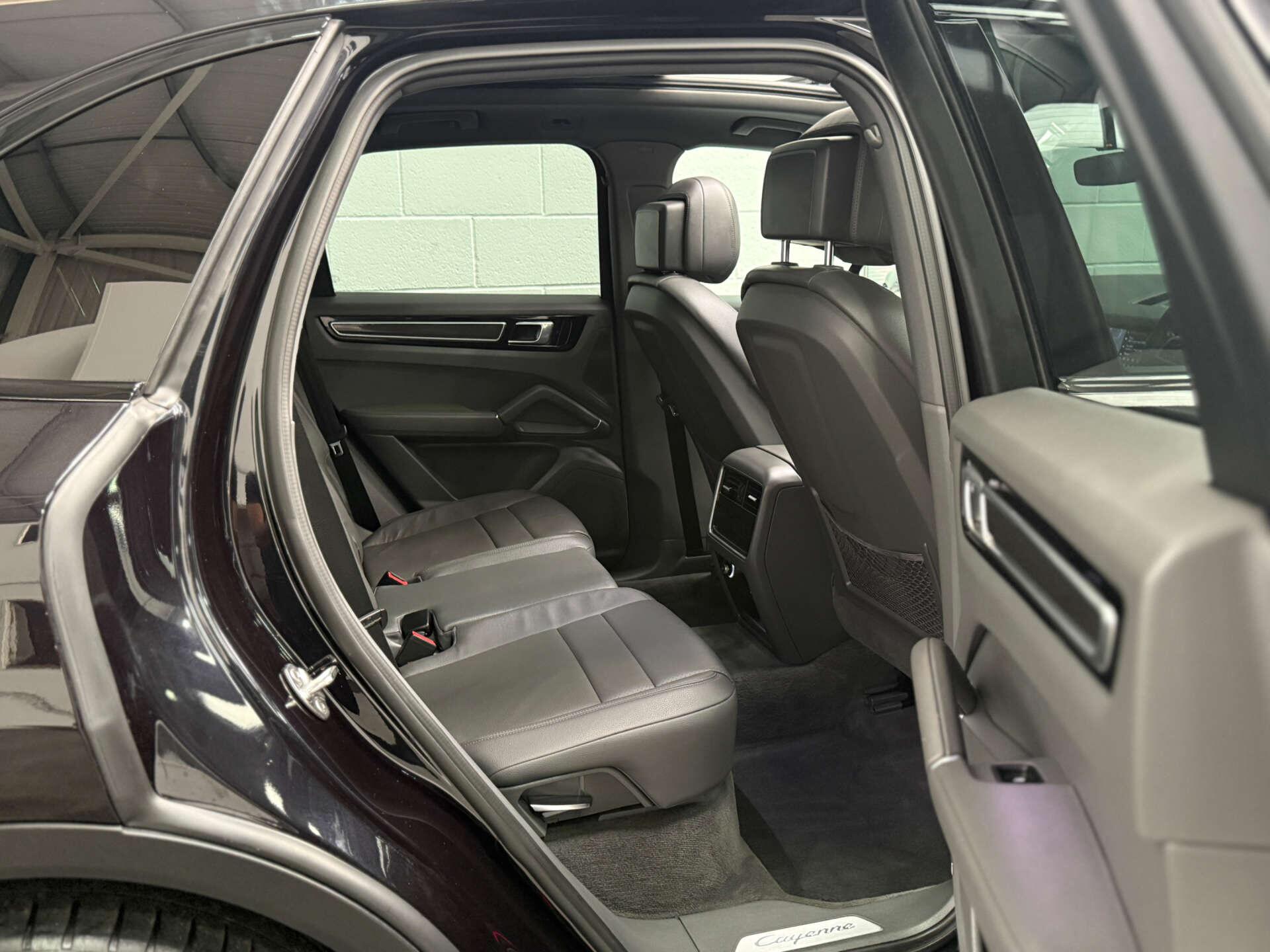 Porsche Cayenne view 17