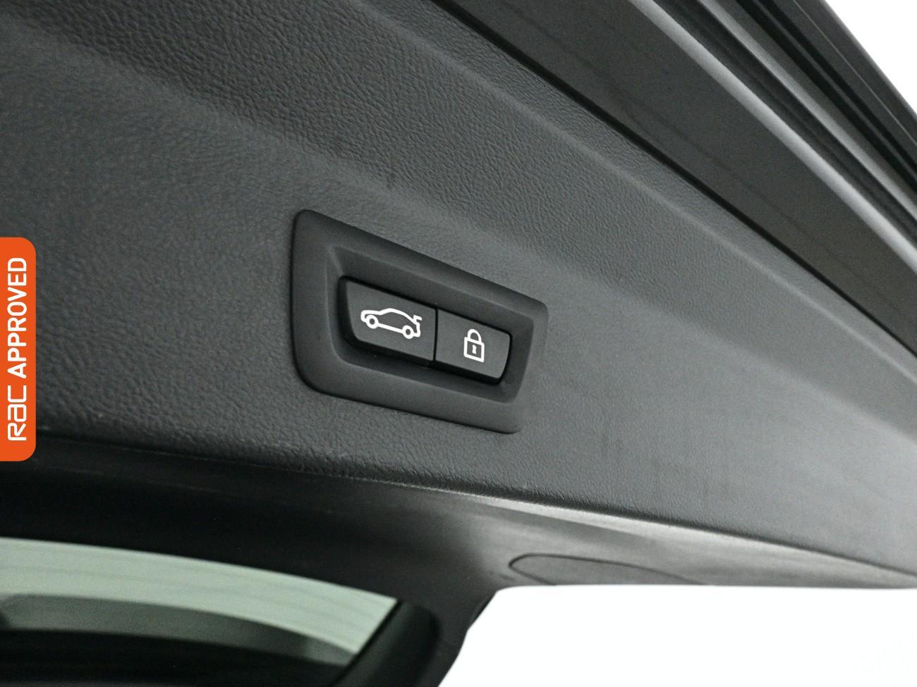 BMW Ix3 view 16