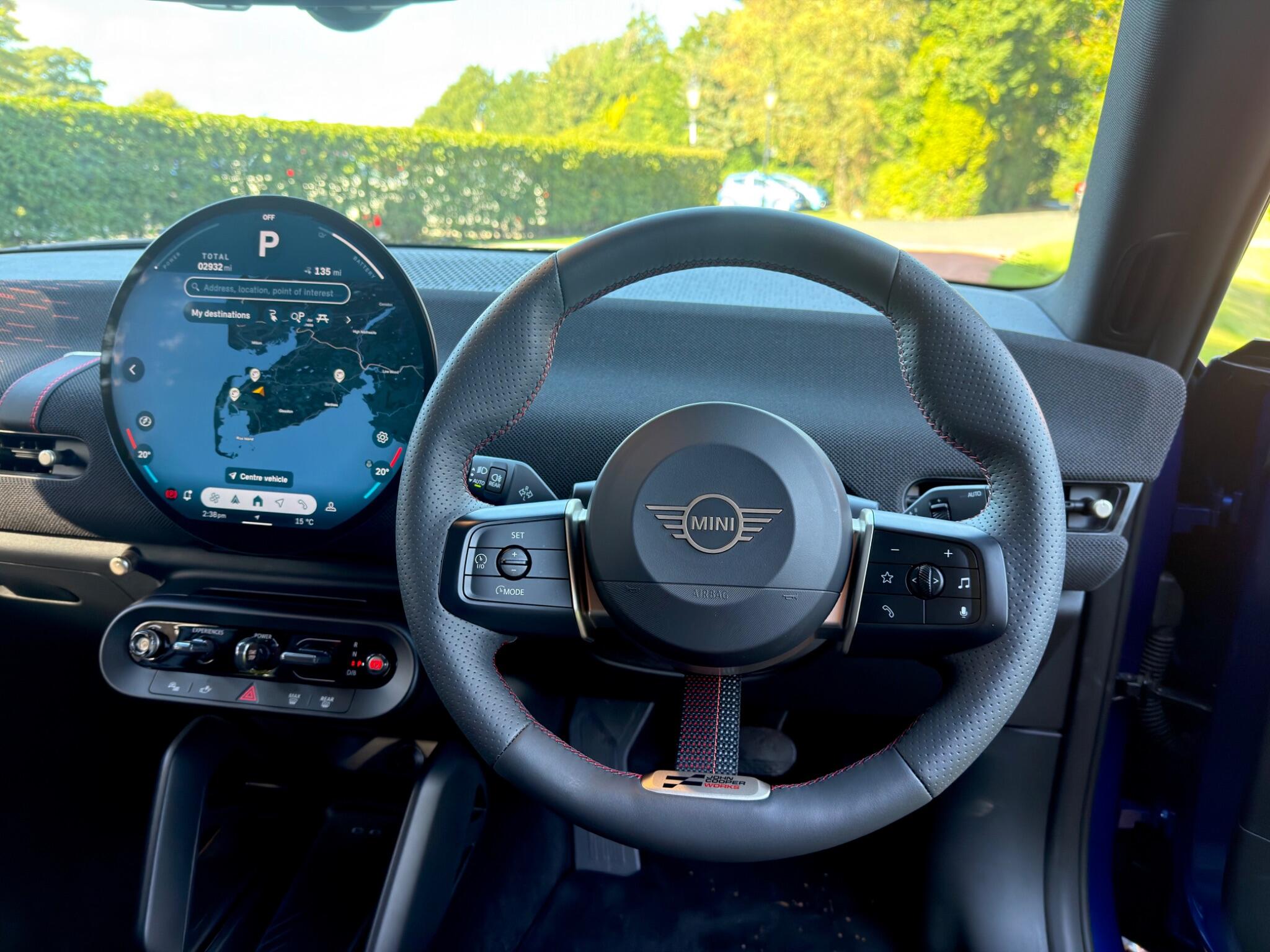 Mini Hatch view 13