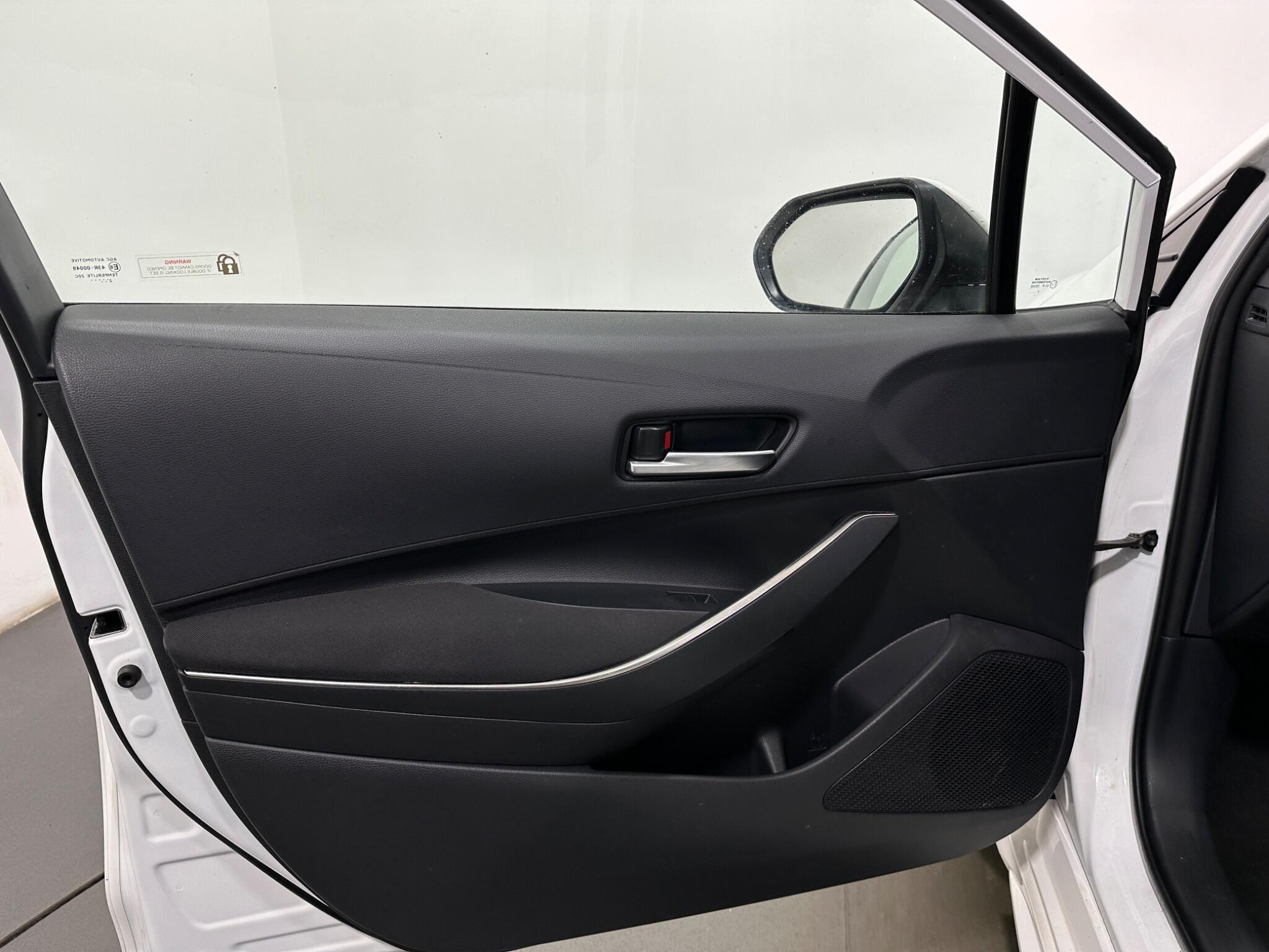 Toyota Corolla view 37