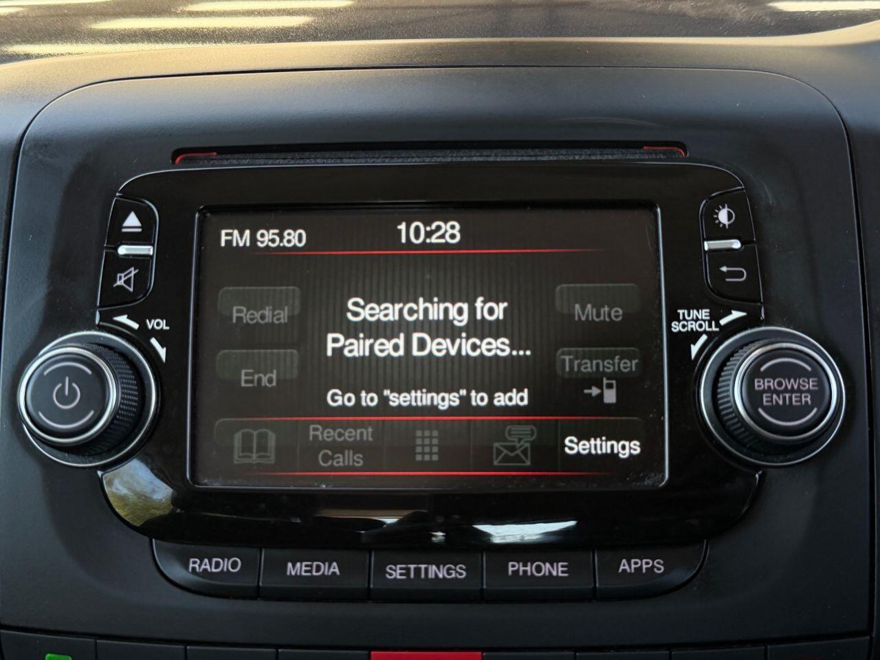 Fiat 500l view 34