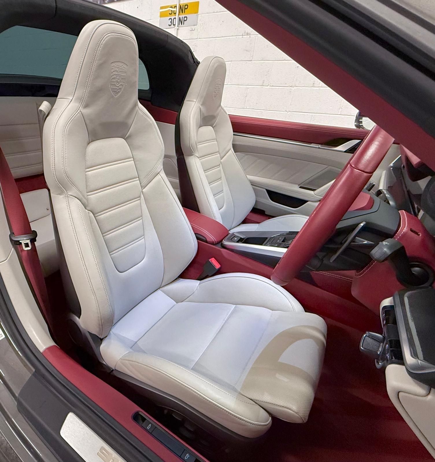 Porsche 911 view 56