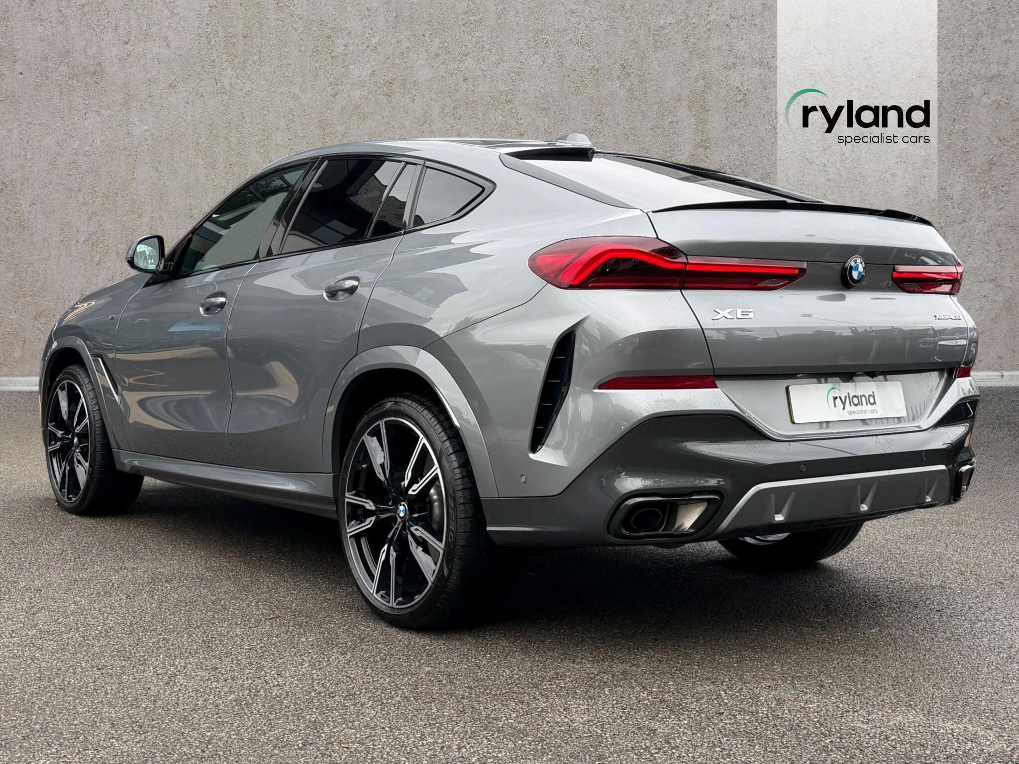 BMW X6 view 5