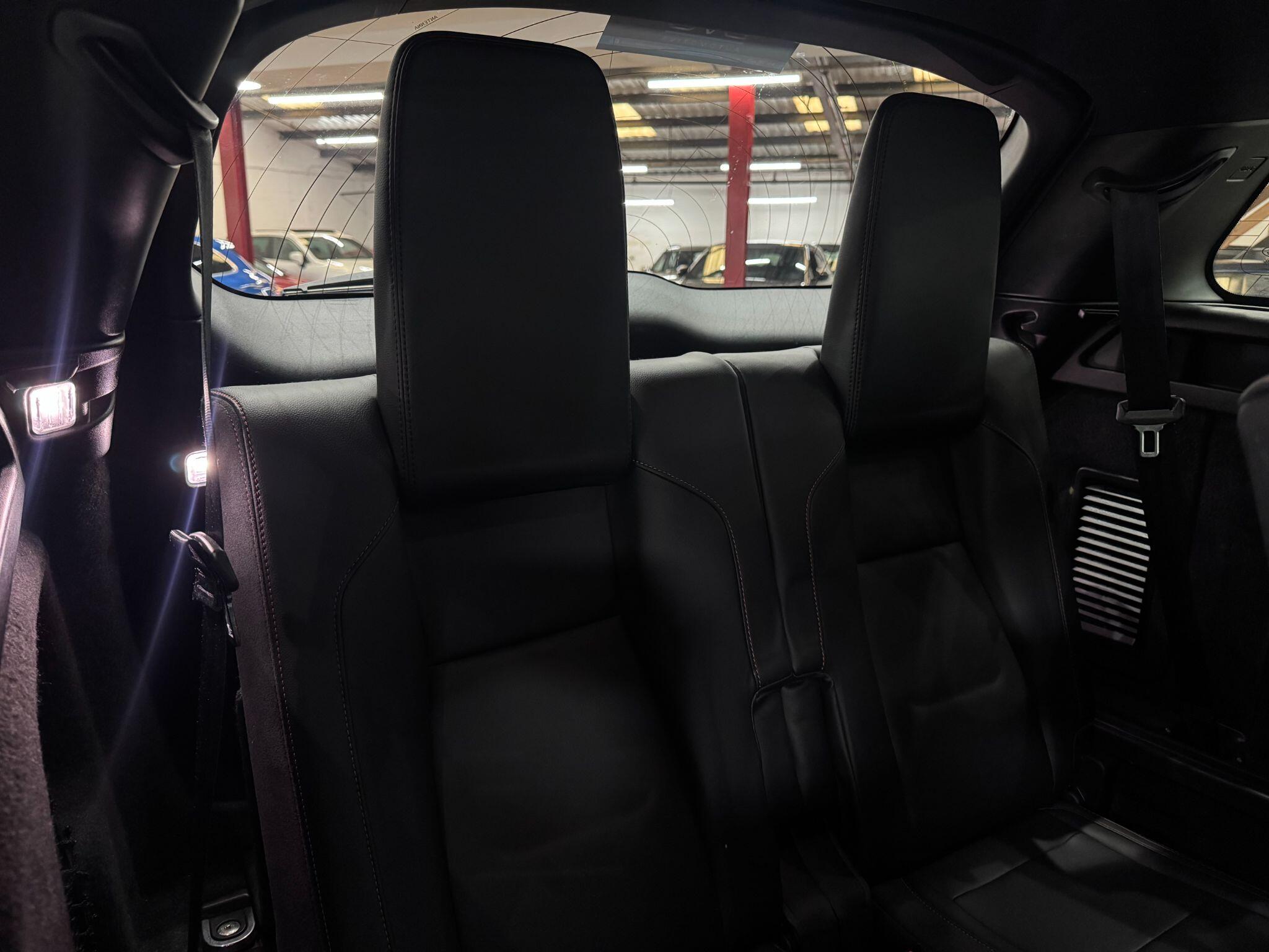Land Rover Discovery Sport view 48