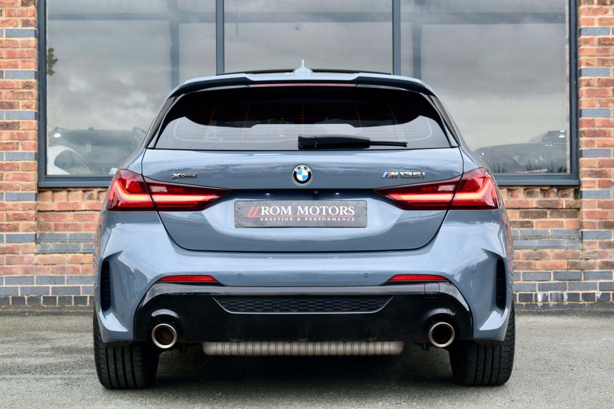 BMW 1 Series view 48