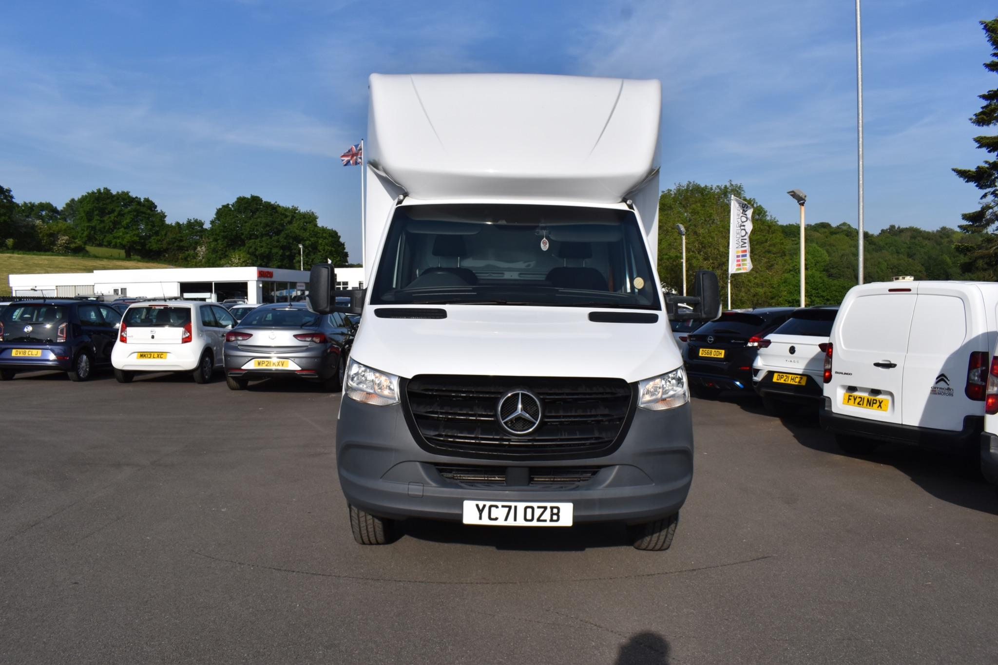 Sprinter - 2.1 516 CDI RWD L2 Euro 6 (s/s) 2dr - Image 3