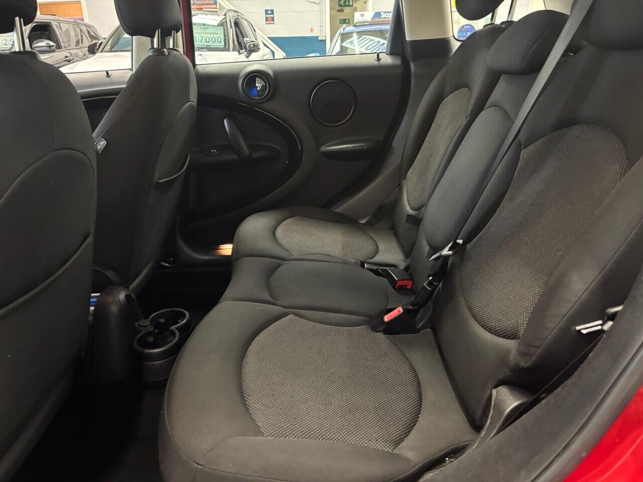 MINI Countryman view 25