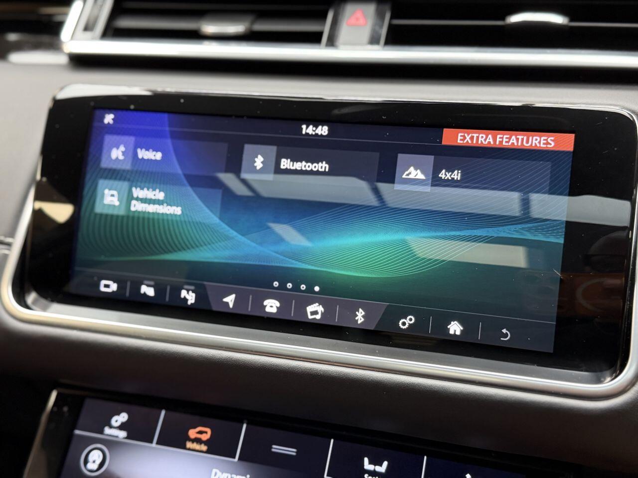 Land Rover Range Rover Velar view 65