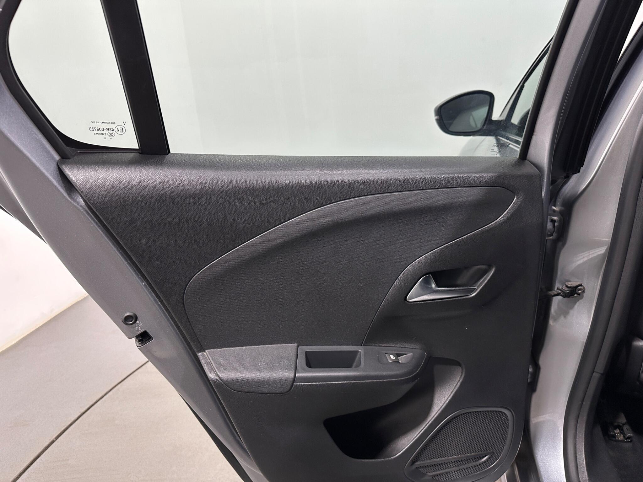 Vauxhall Corsa view 41