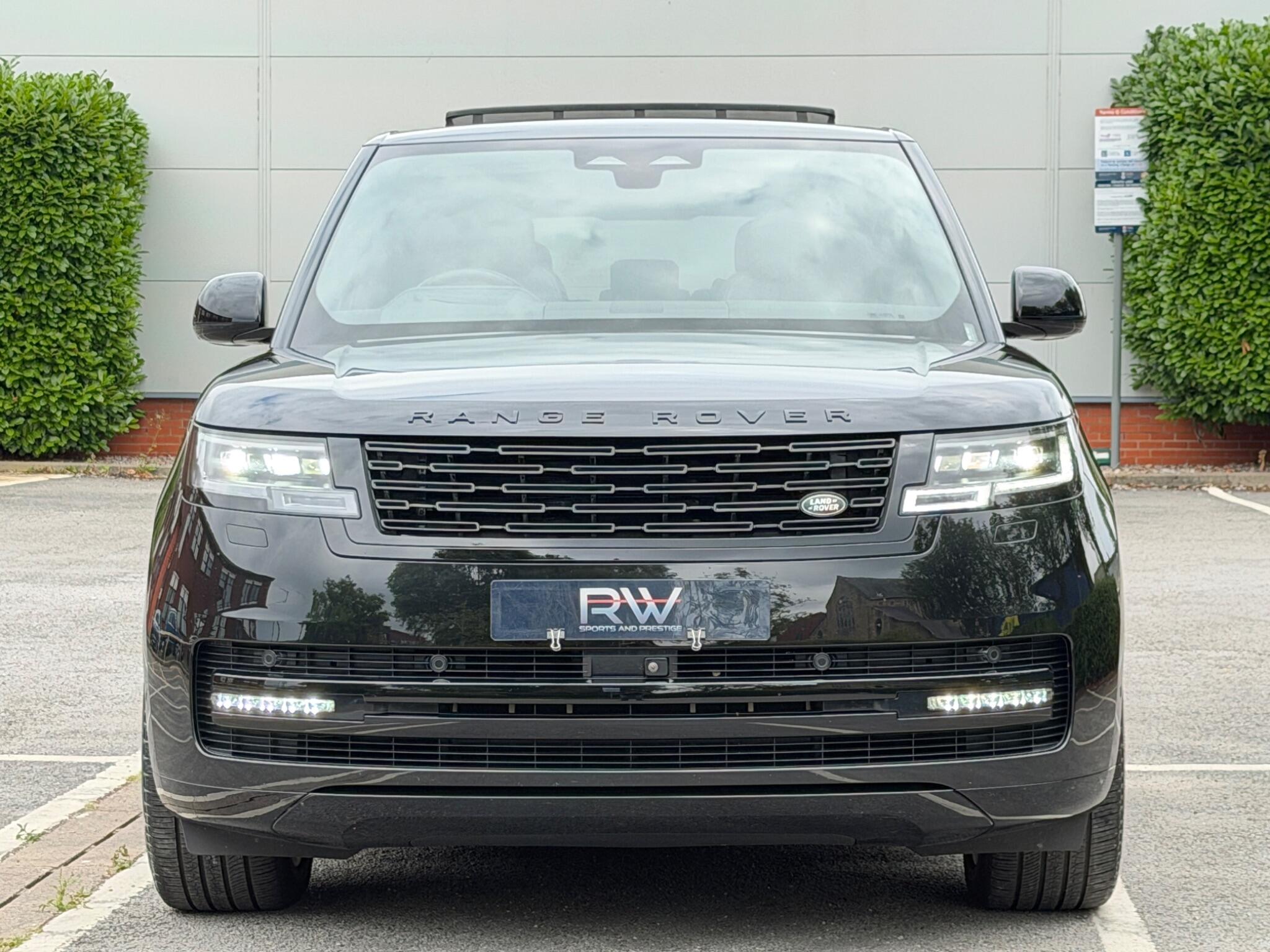 Land Rover Range Rover view 15