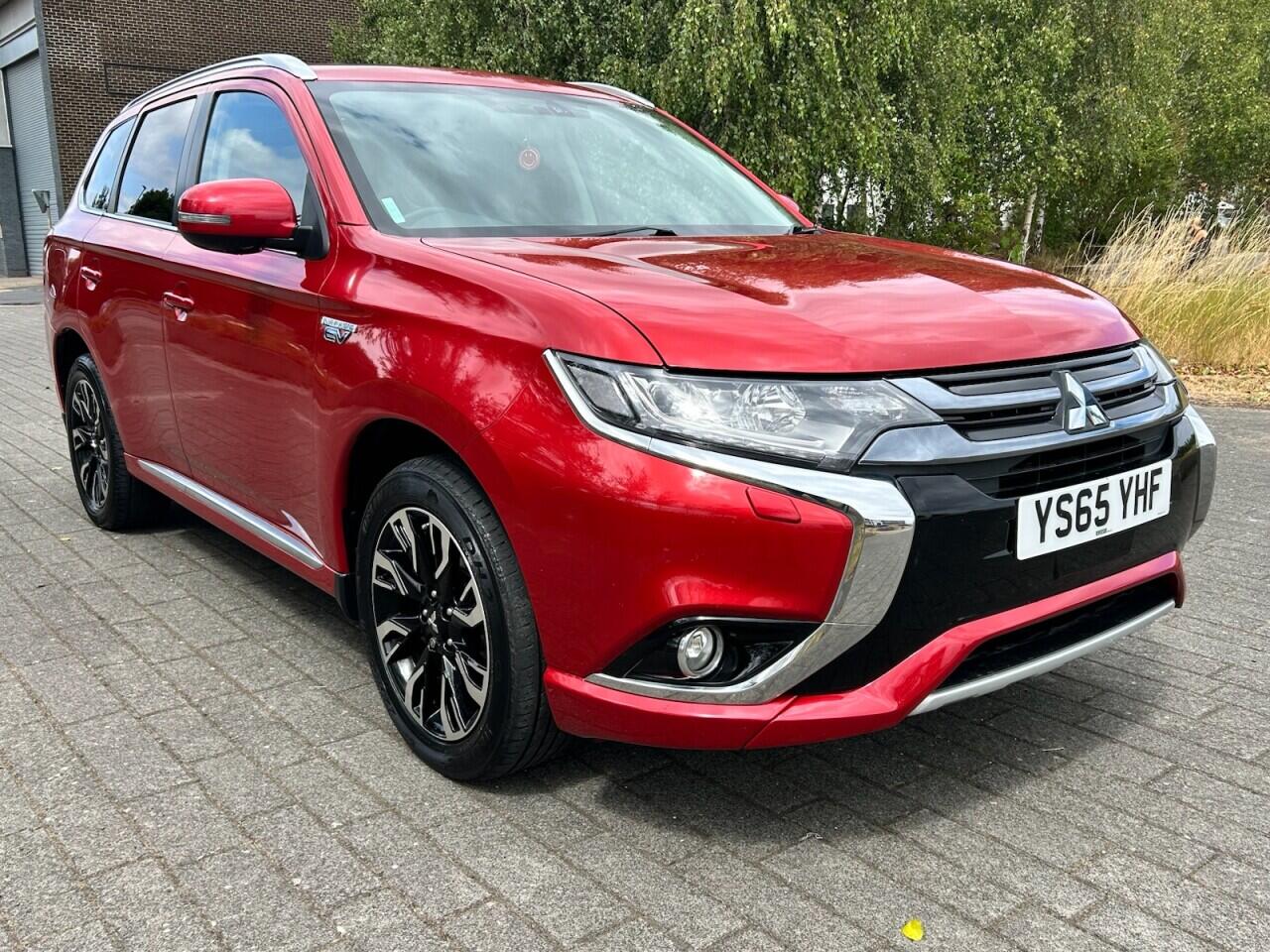 Mitsubishi Outlander view 7
