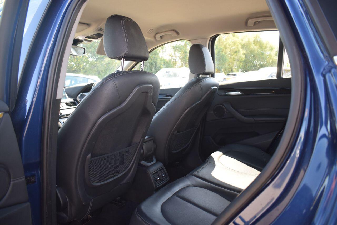 BMW X1 view 16