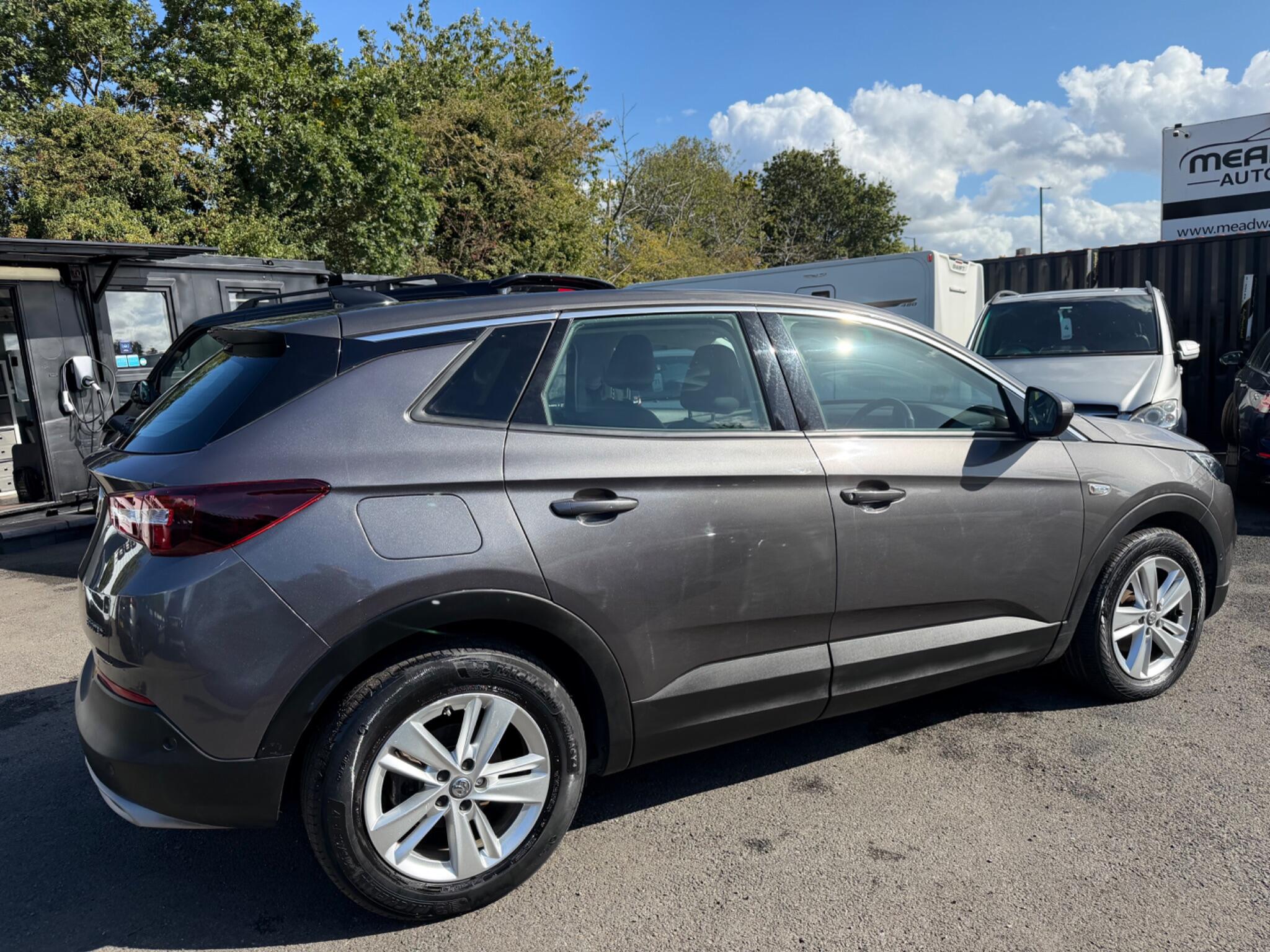 Vauxhall Grandland X view 11