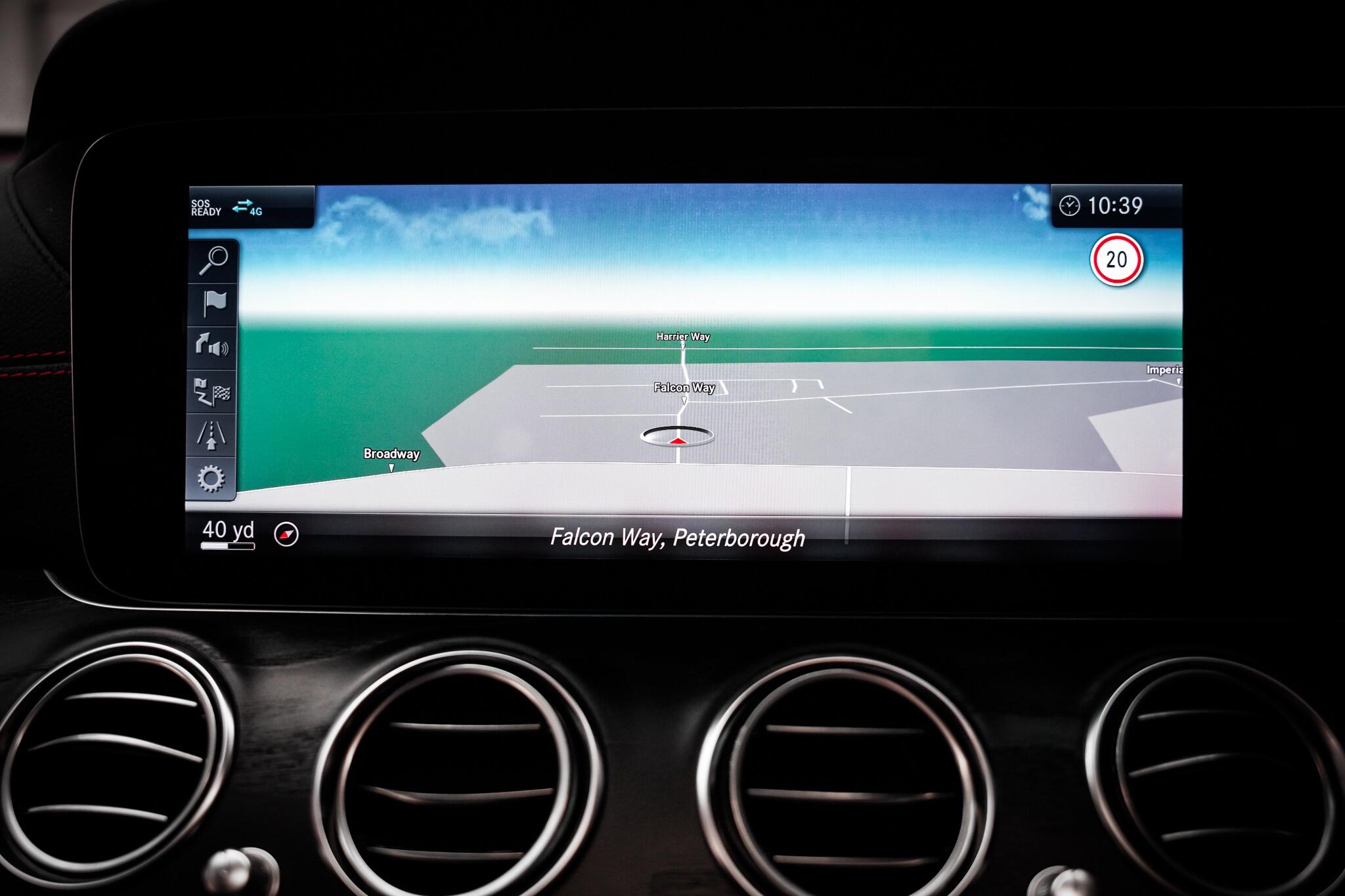 Mercedes-Benz E-Class view 49