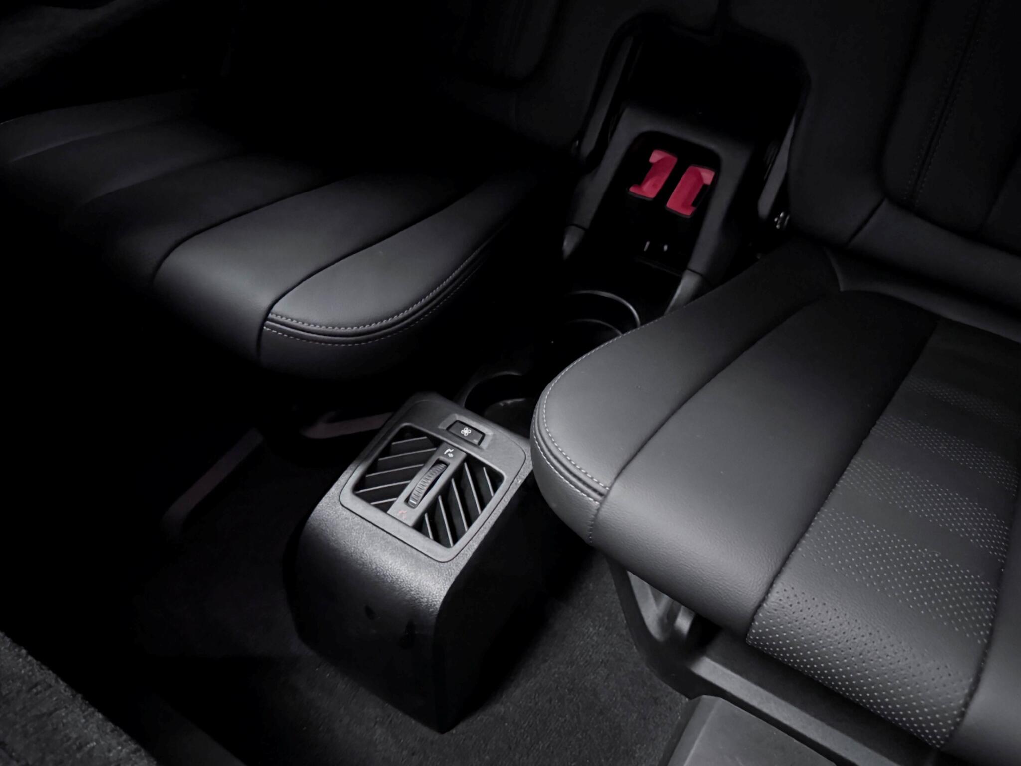 BMW X5 view 14