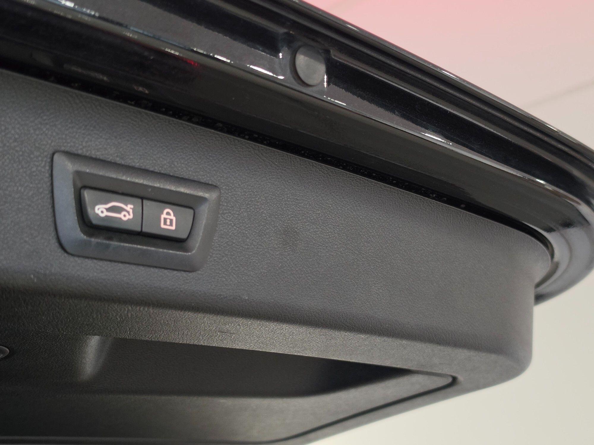BMW 5 Series view 48