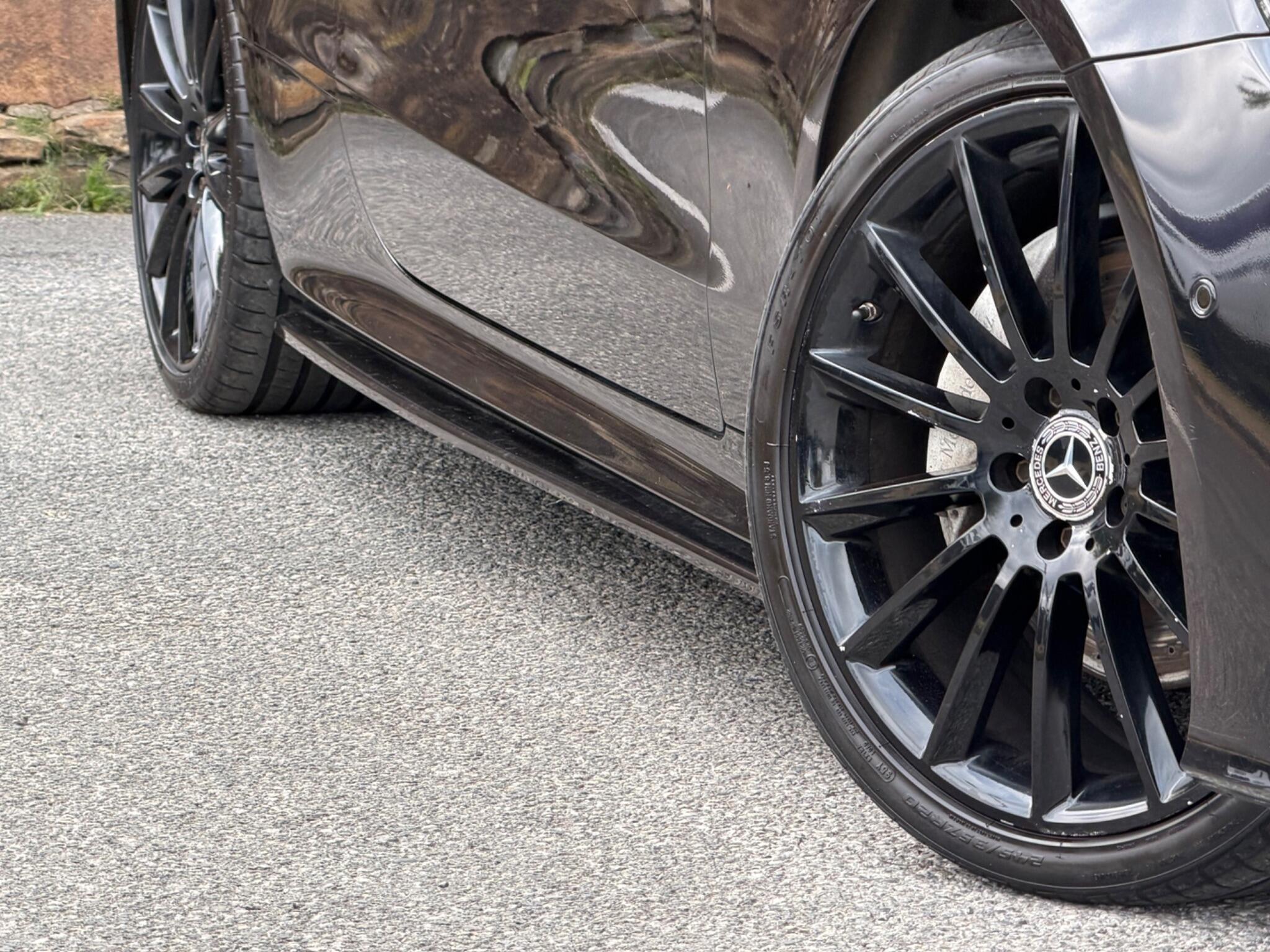 Mercedes-Benz E-Class view 57