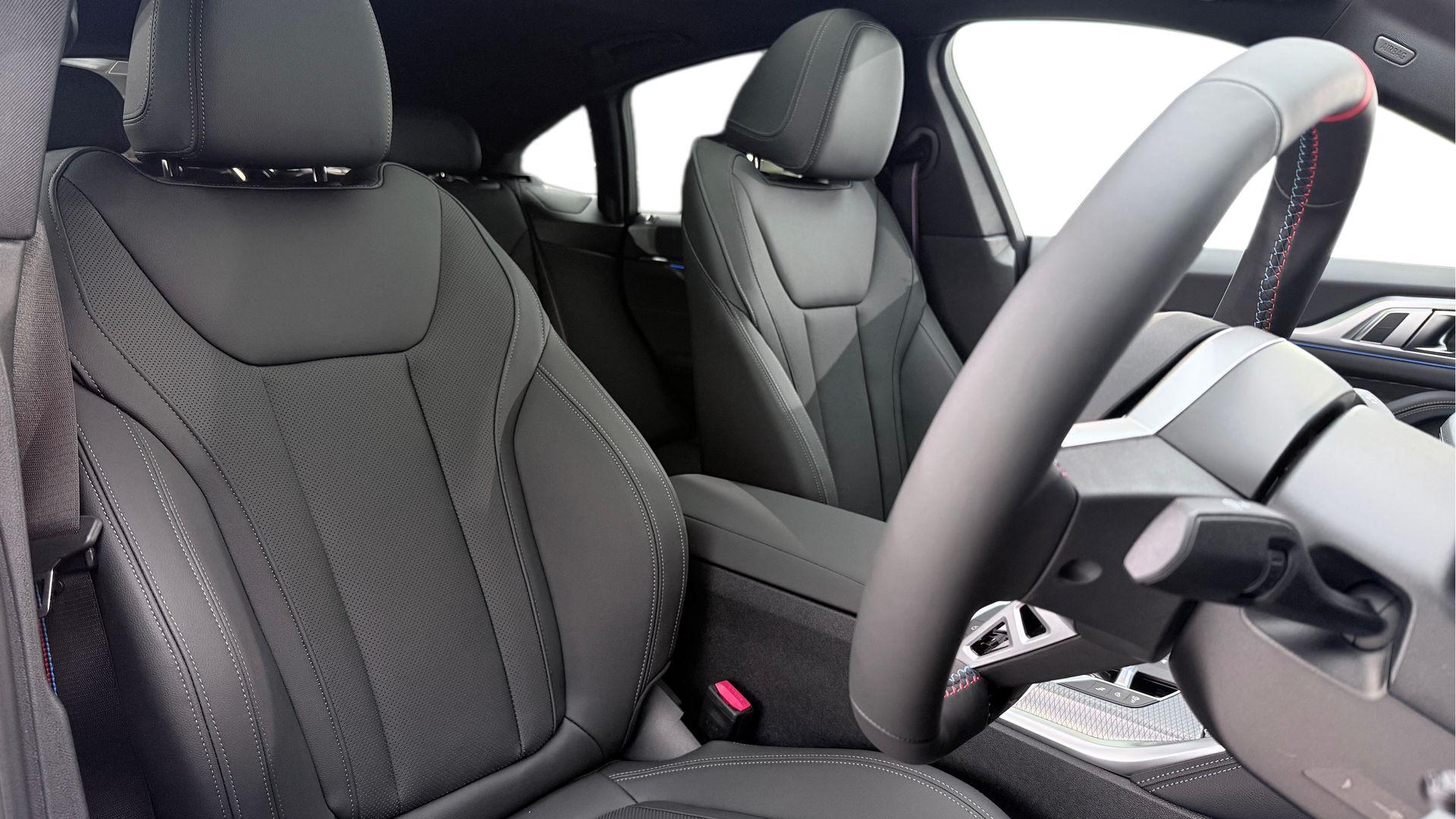 BMW I4 view 11