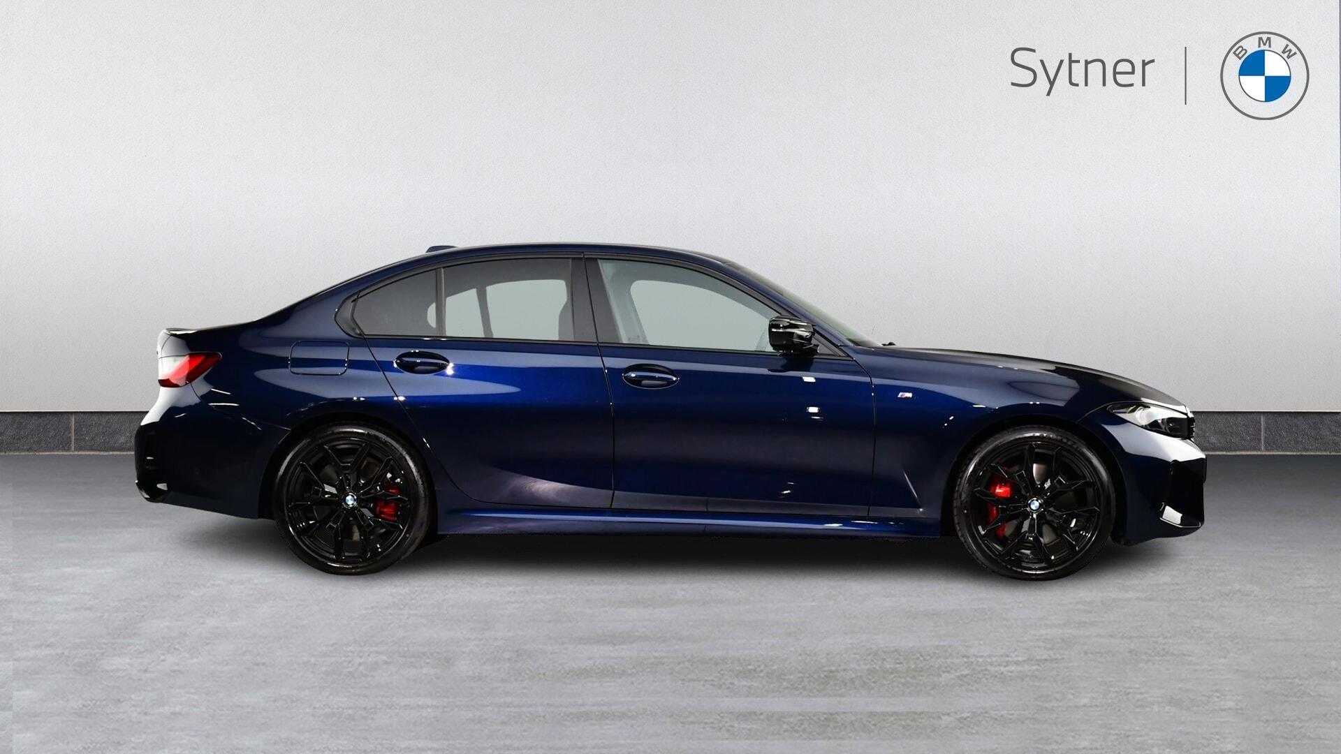 BMW 3 Series view 3
