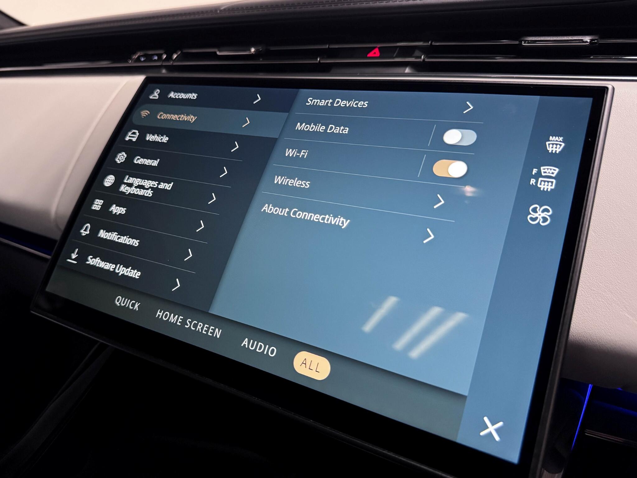 Land Rover Range Rover Sport view 46