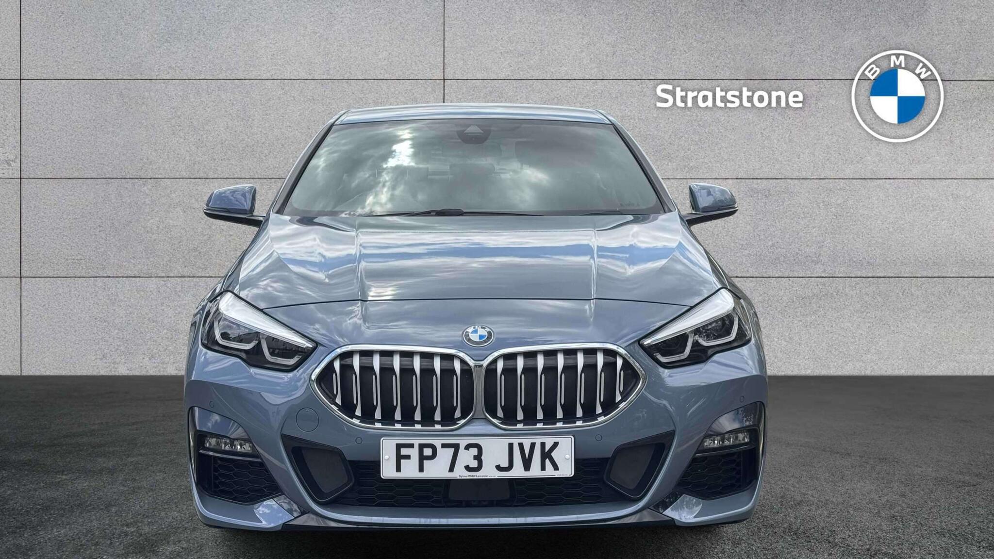 BMW 2 Series view 21