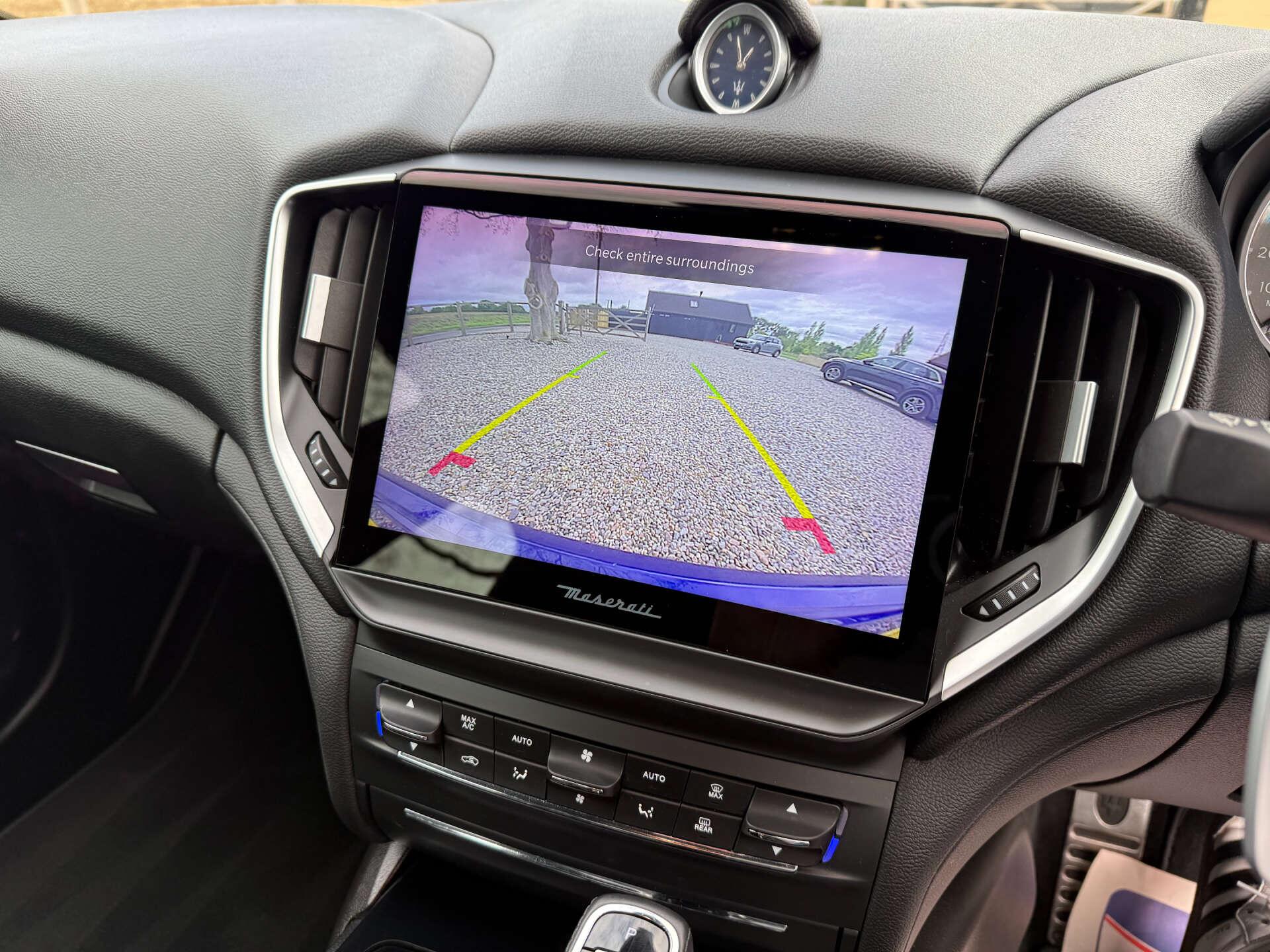 Maserati Ghibli view 20