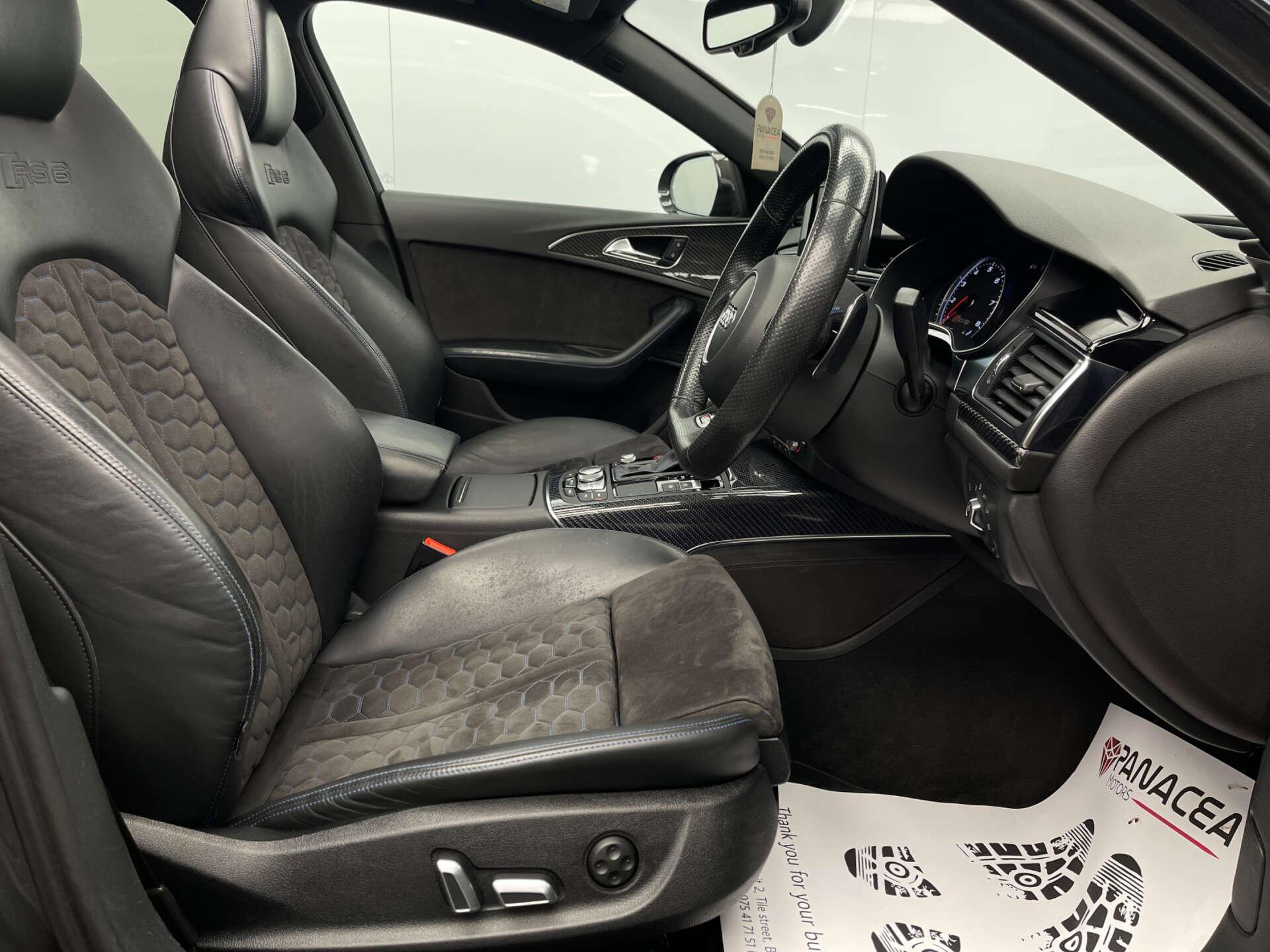 Audi RS6 Avant view 15