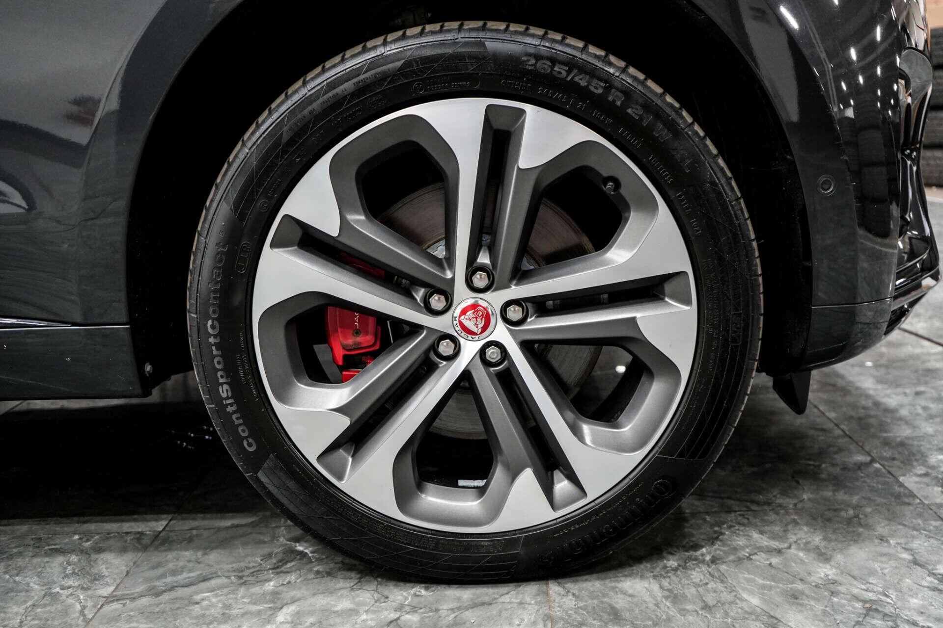 Jaguar F-Pace view 8